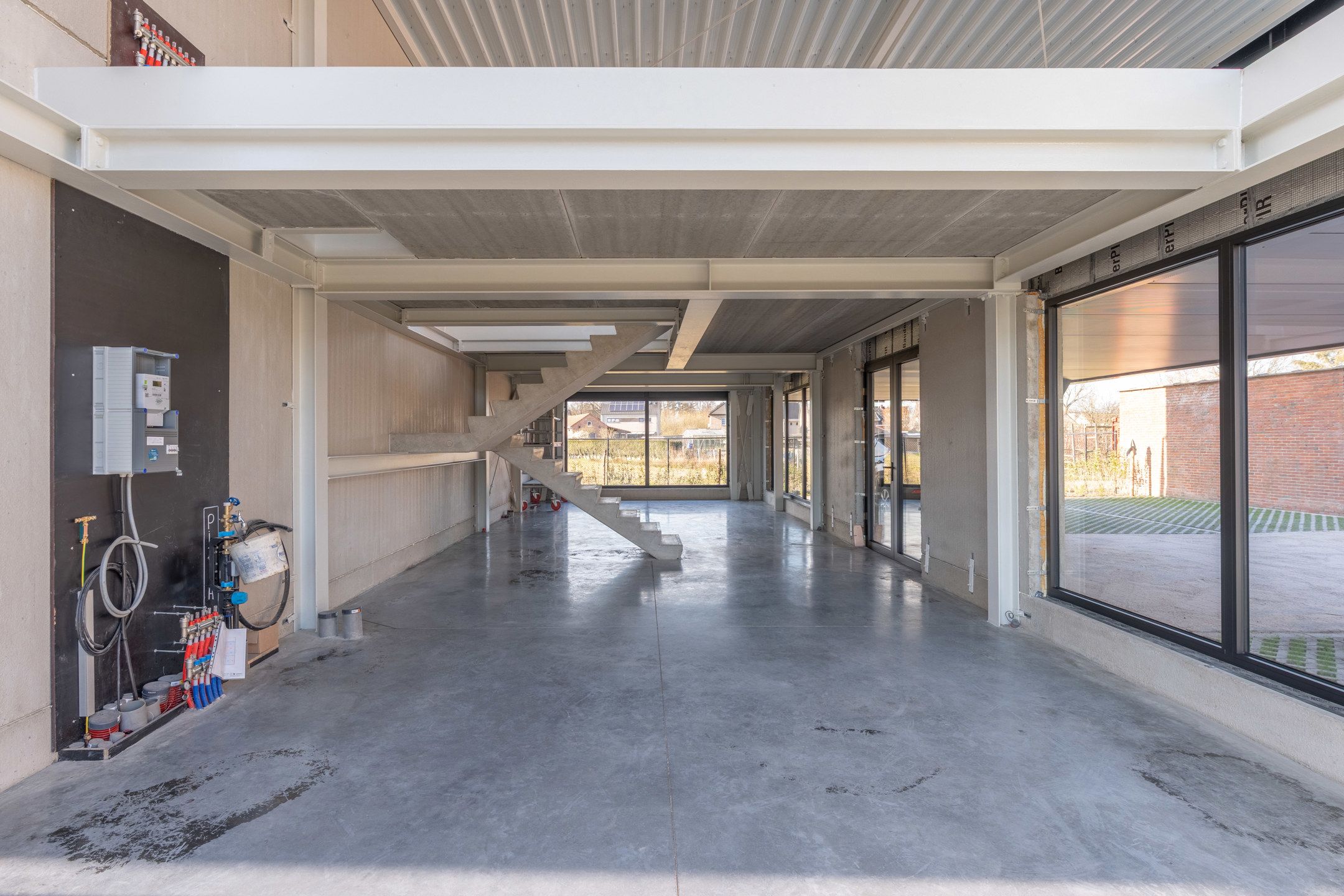 Nieuw handelspand van 245 m² met 5 pp op perceel van 605 m² foto 14
