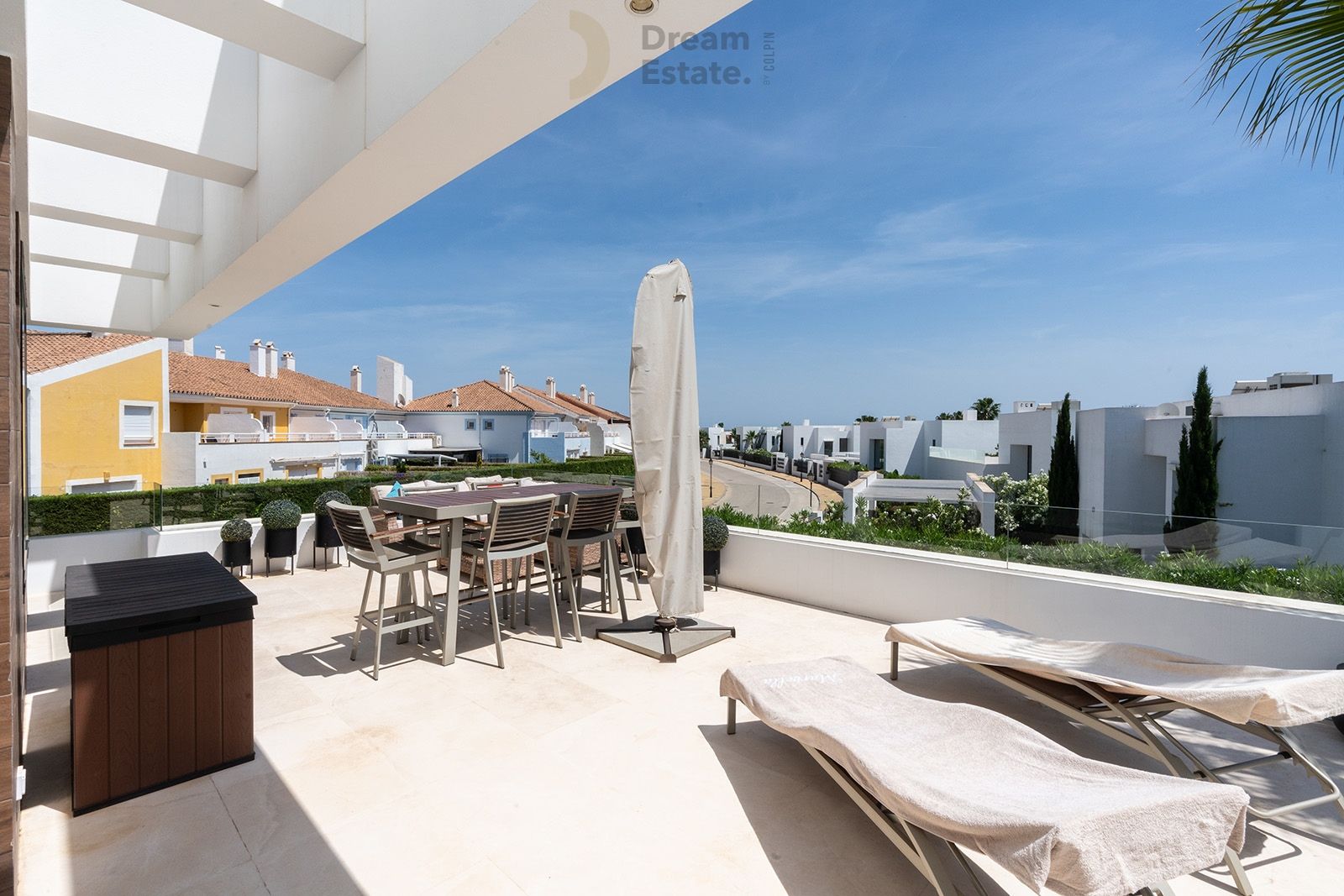 Moderne villa in de wijk El Paraiso, Estepona. foto 29