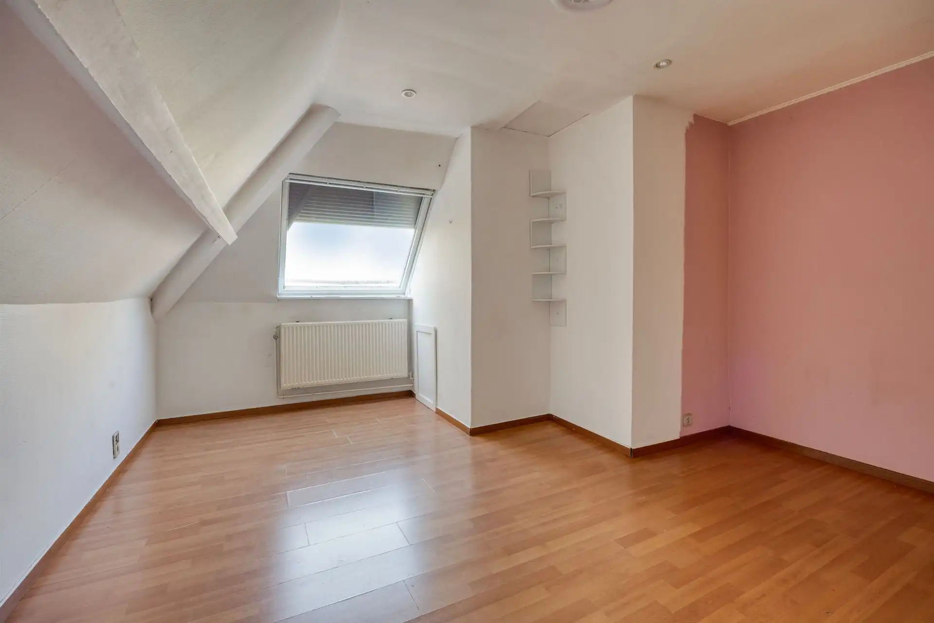 Te renoveren charmante woning op prachtig perceel  foto 22