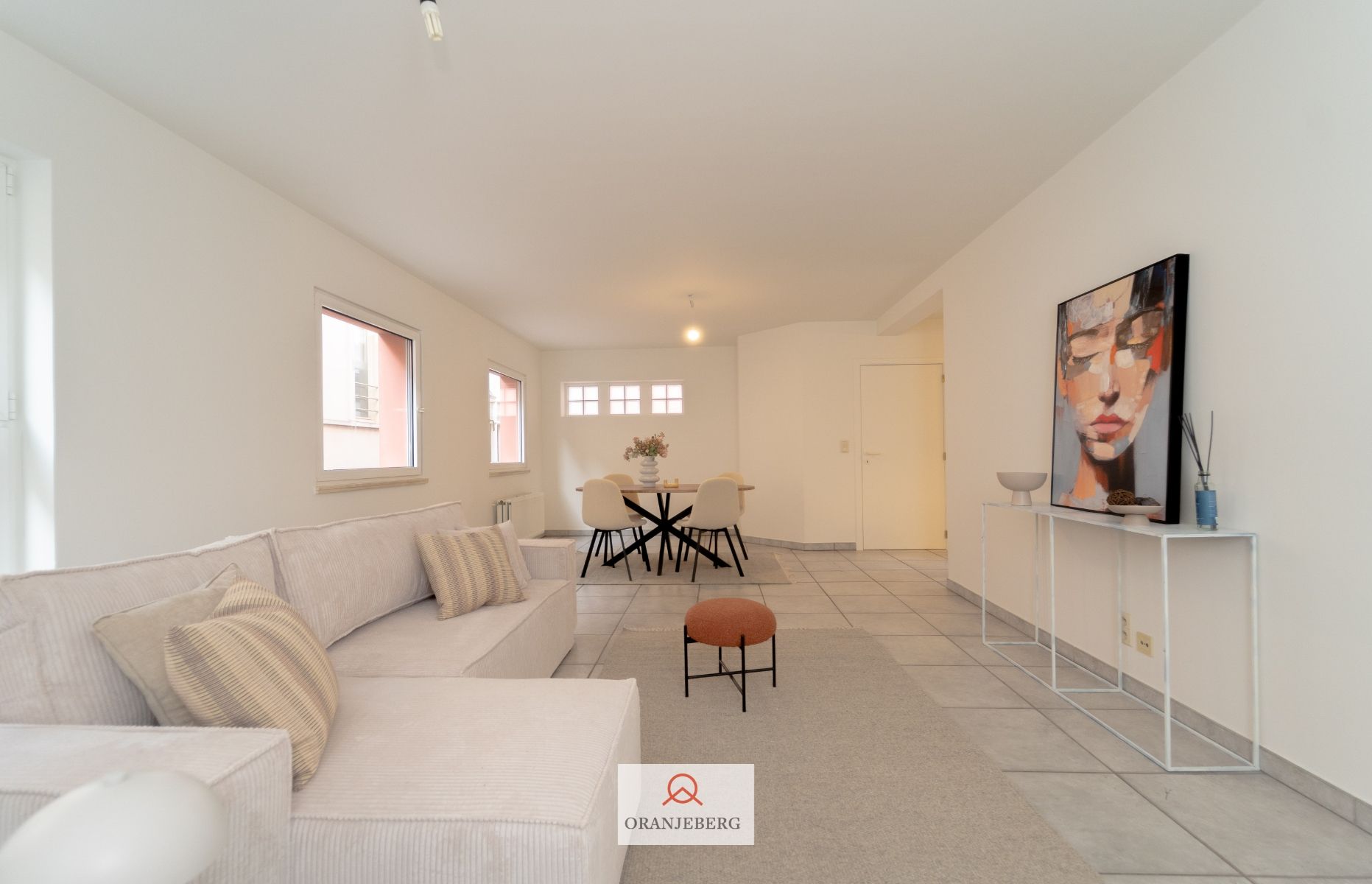 2 slpk apartement op unieke ligging  vlakbij de Kraanlei en Gravensteen foto {{pictureIndex}}