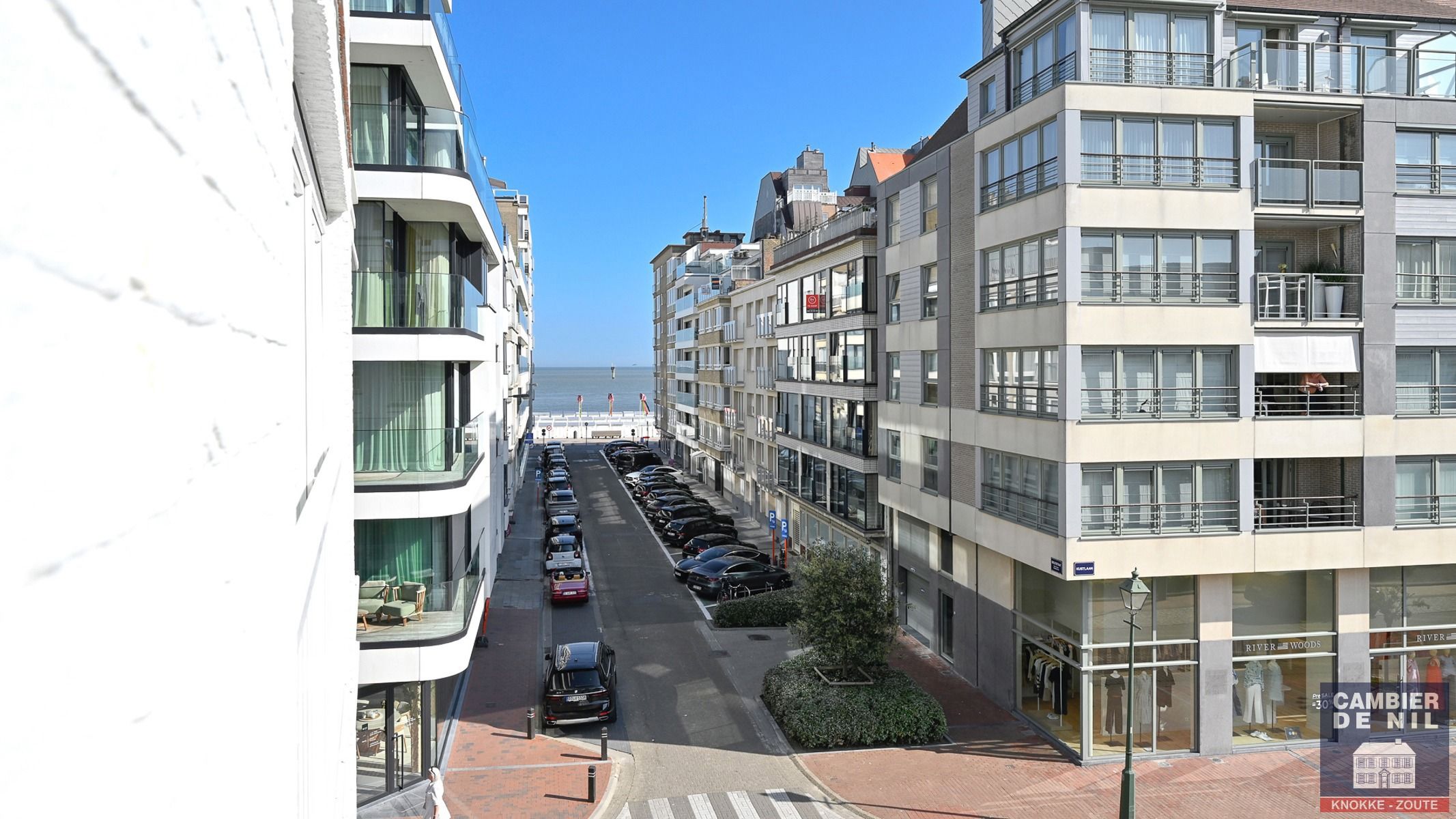 Zee, zon en zicht! 2-slaapkamerappartement met zijdelings zeezicht en open zicht in hartje Knokke foto 10