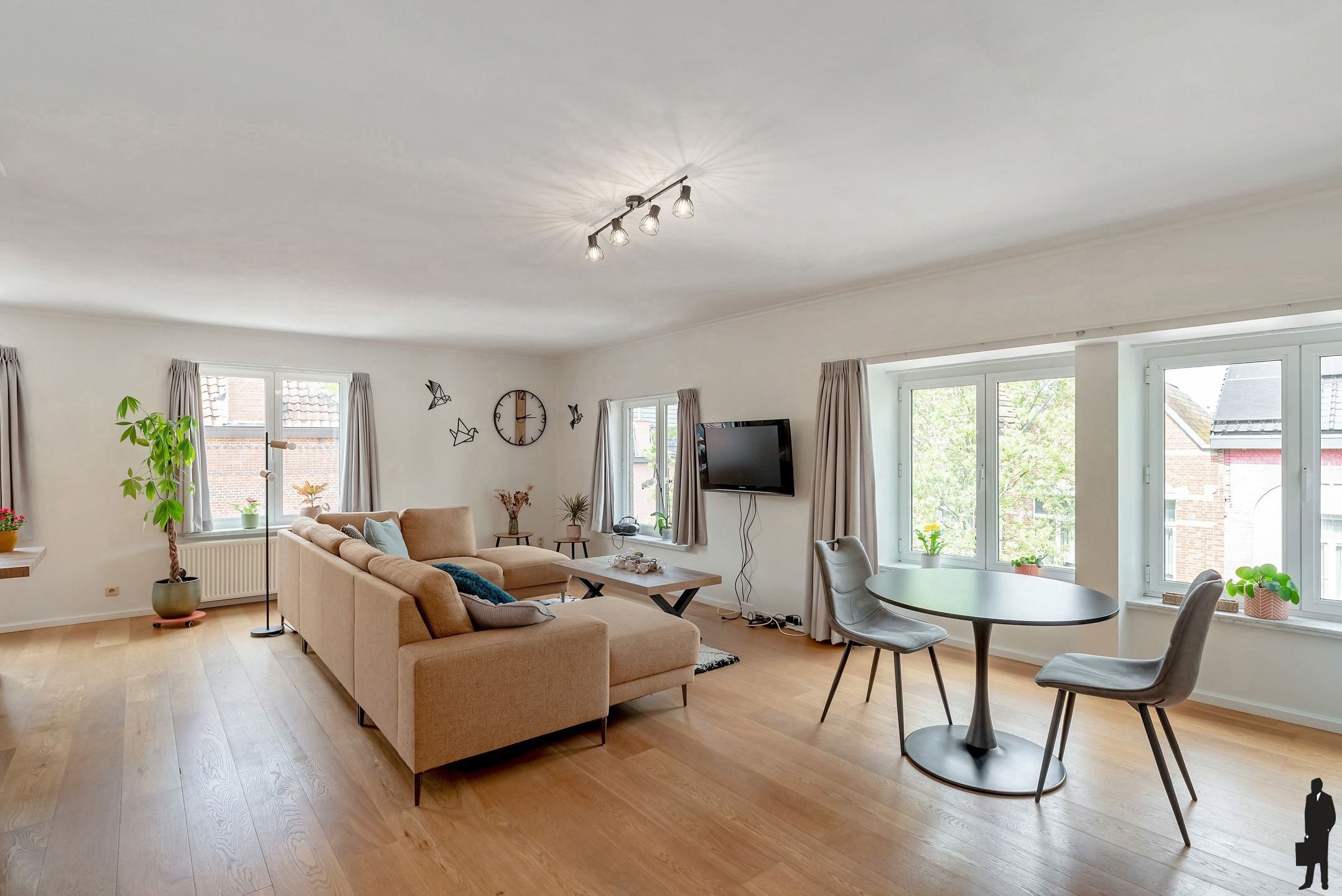 Instapklaar appartement van ca. 155 m² met 3 slpks  foto 4