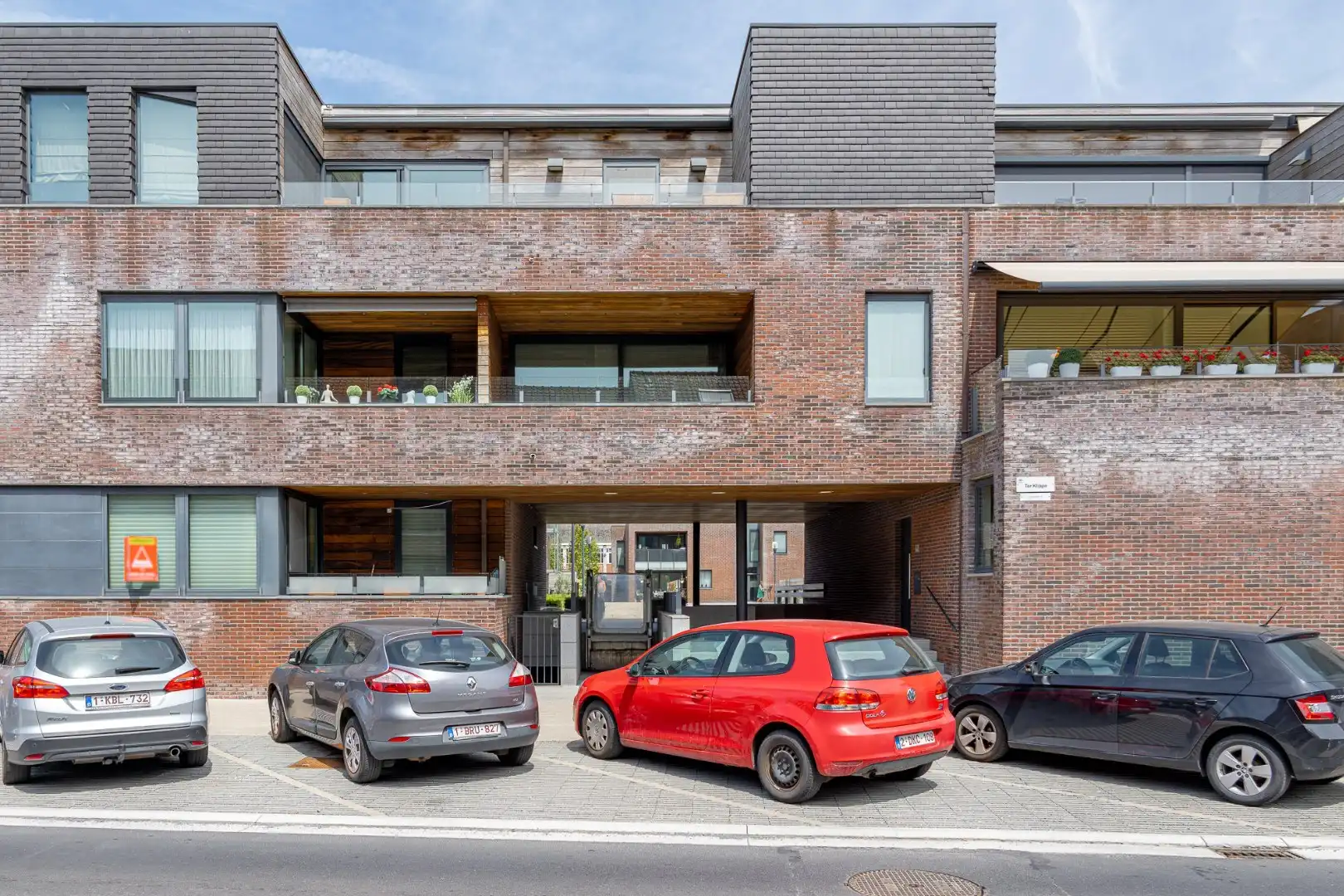 Instapklaar appartement met 2 slaapkamers, garage, berging en zonneterras in Dadizele foto 19