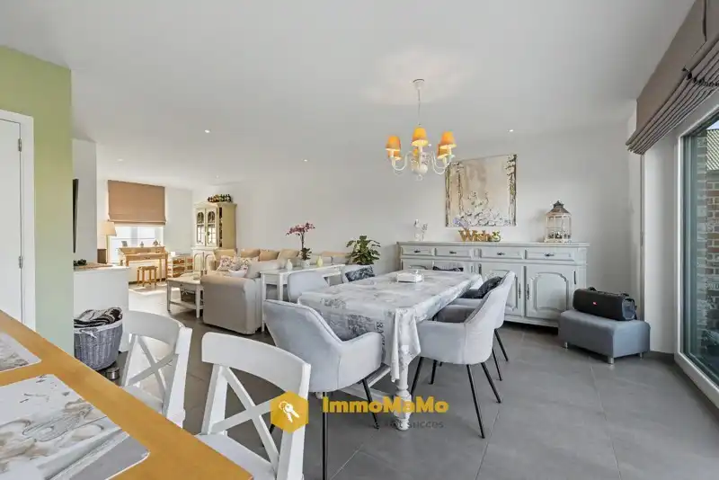 RECENTE WONING MET 4 SLAAPKAMERS TE KOOP IN WACHTEBEKE-LOCHRISTI foto 9