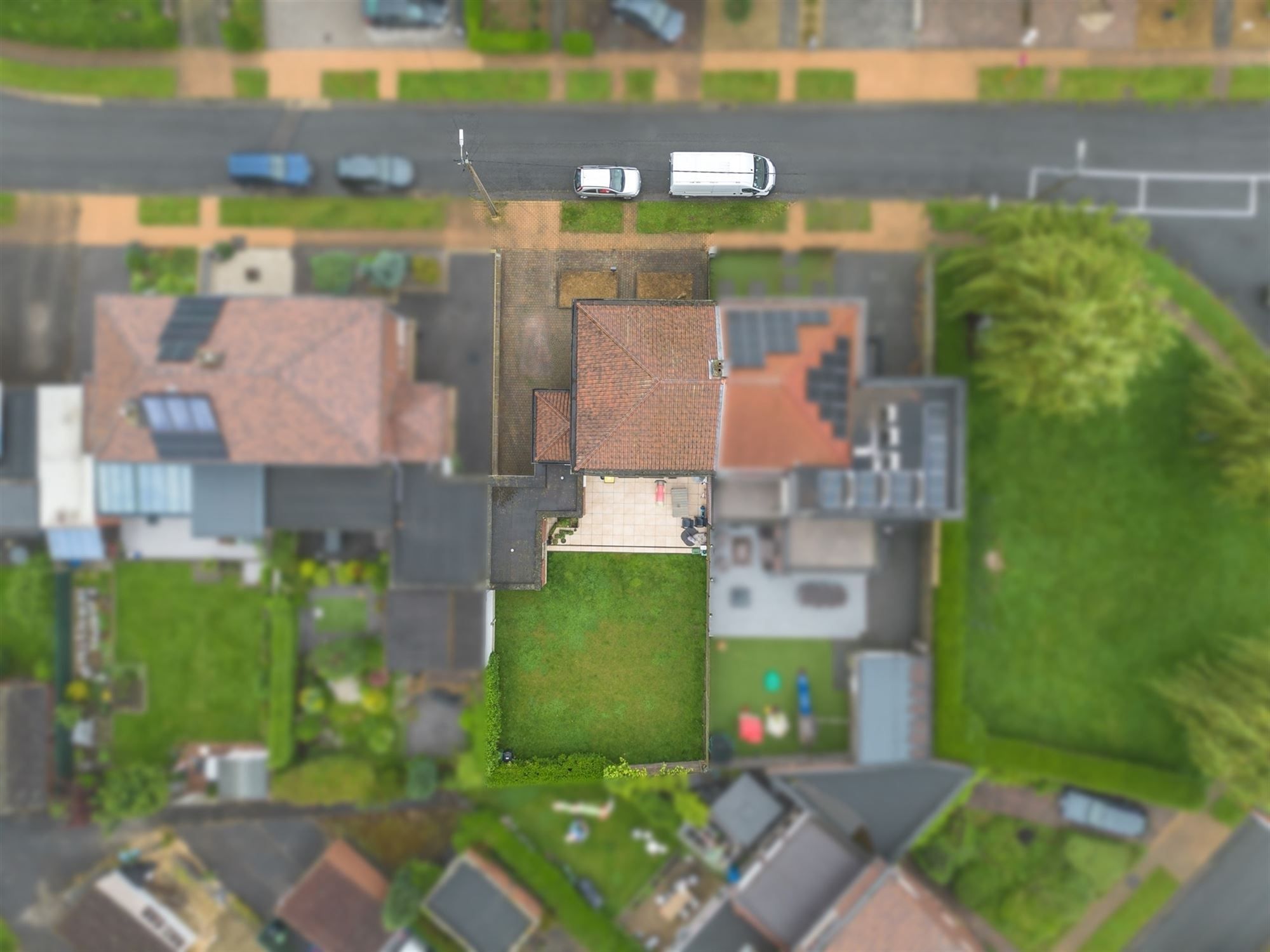 GEZELLIGE GEZINSWONING MET 3 SLKS EN LEUKE TUIN IN LANDEN  foto 6