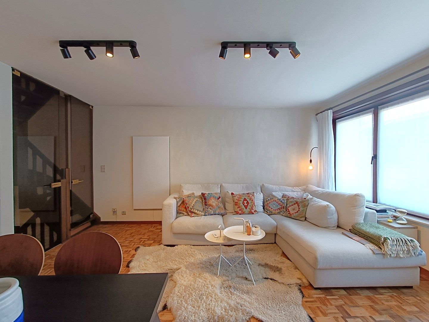 Hoofdfoto van de publicatie: Woning met garage op toplocatie nabij de zeedijk van Heist.