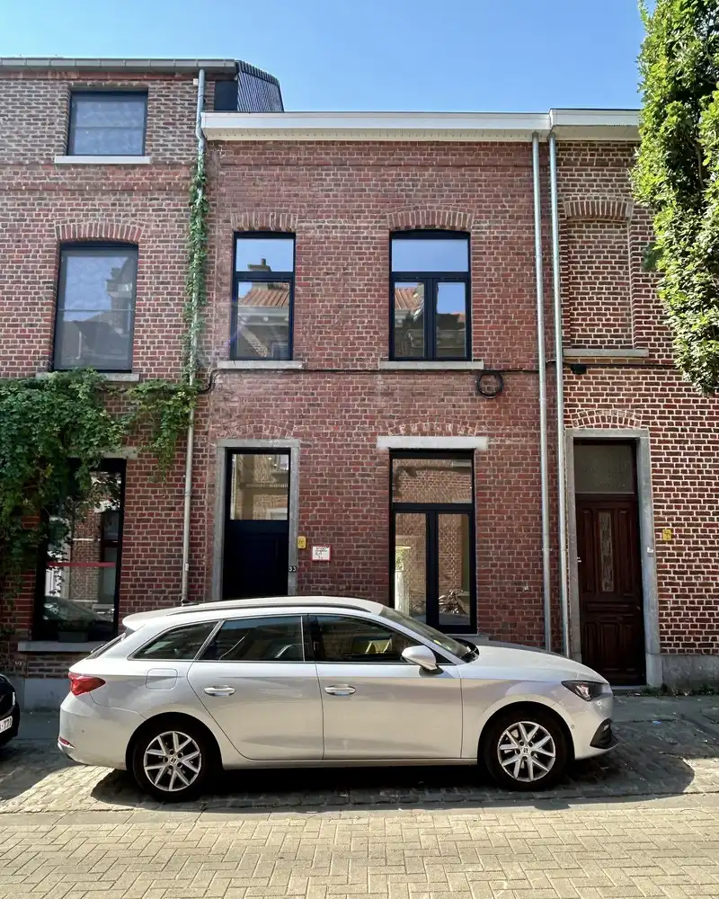 Instapklare, volledig gerenoveerde woning op toplocatie in het centrum van Leuven foto 2