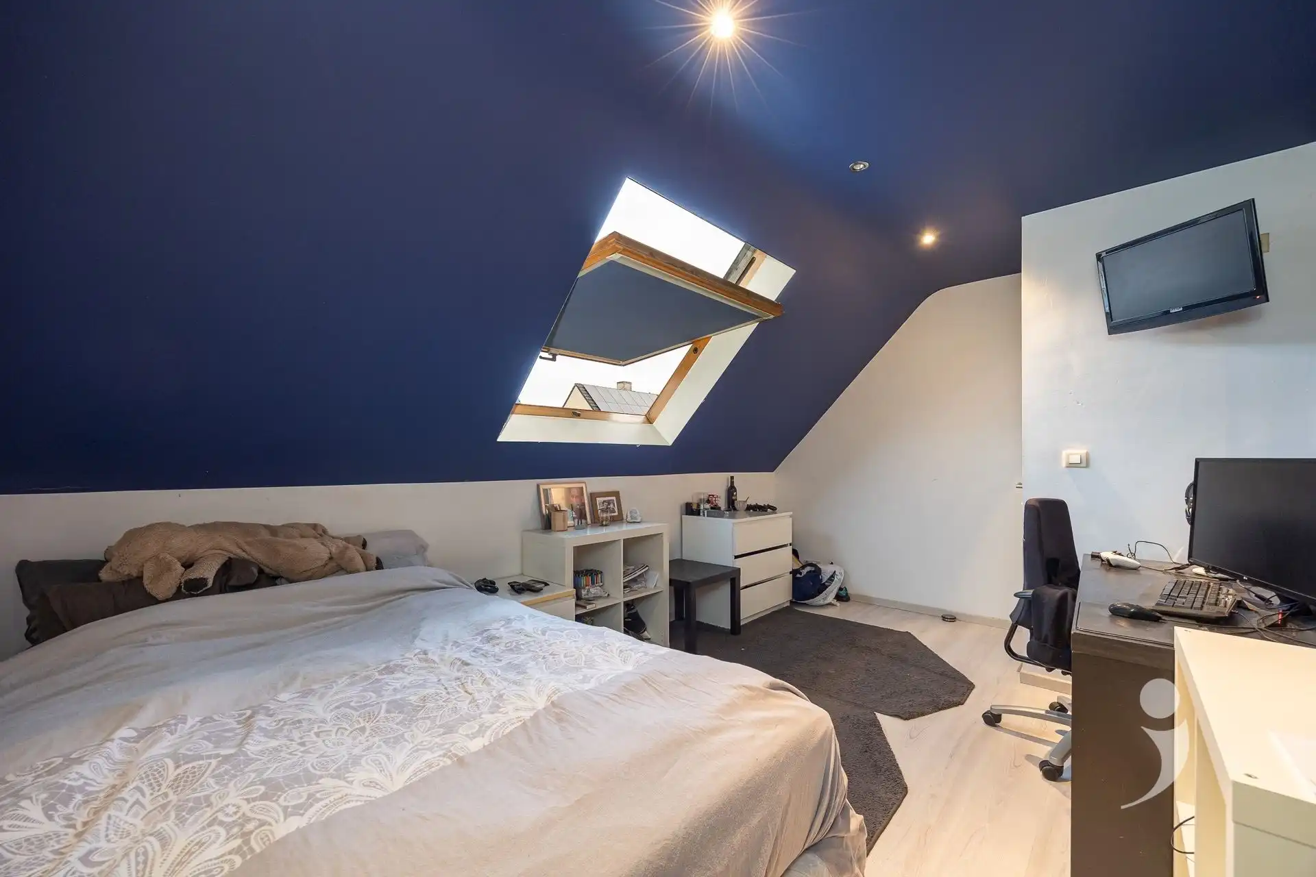 Energiezuinige woning met zwembad op uitstekende locatie in Schiplaken foto 14