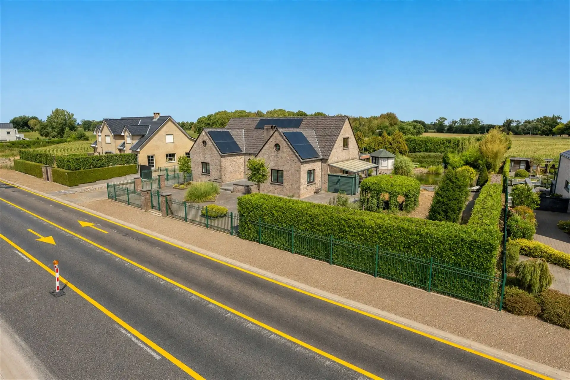 Ruime woning op een perceel van 20a! foto 46