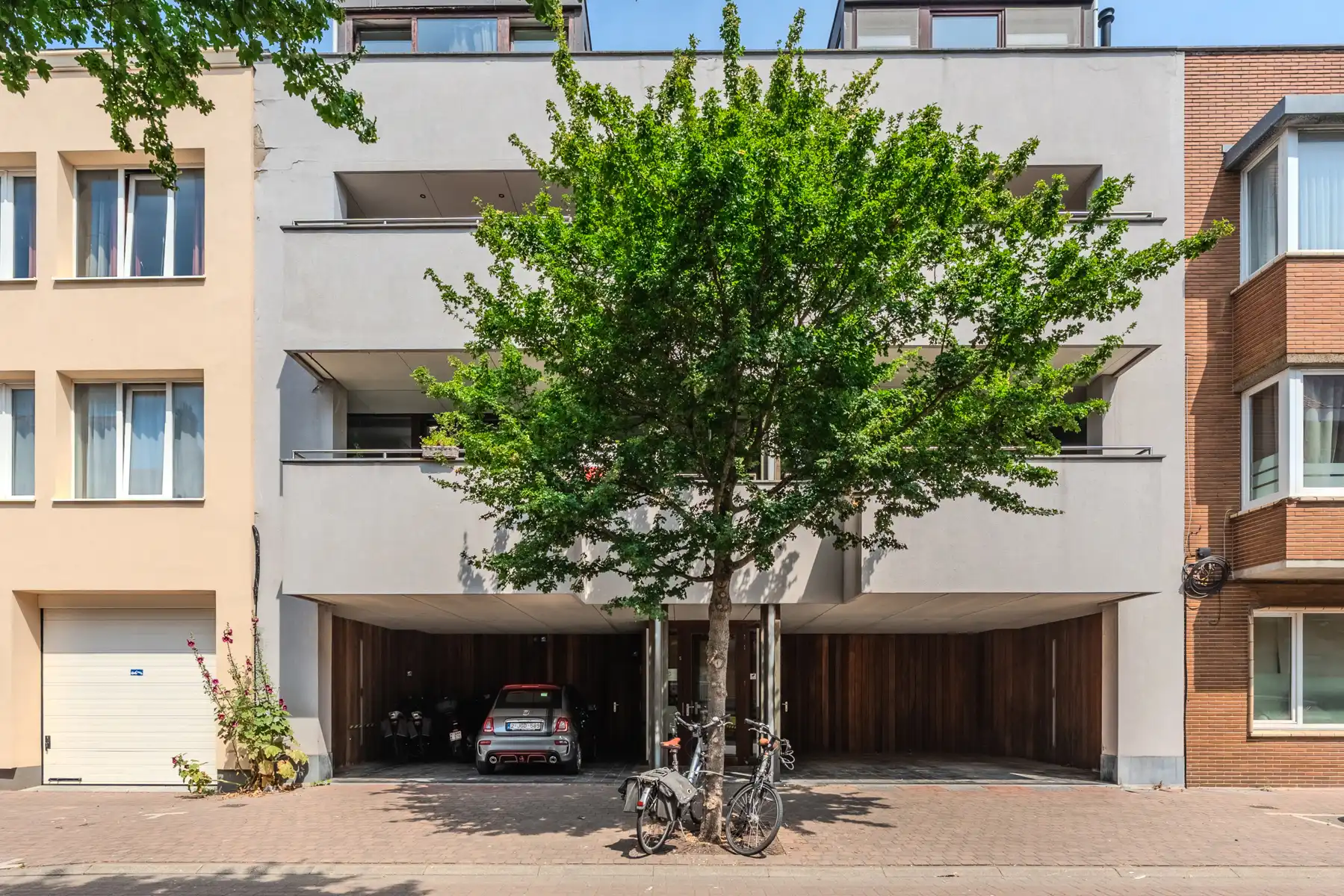 Duplex-appartement met 2 kamers en terrassen in Oostende. foto {{pictureIndex}}