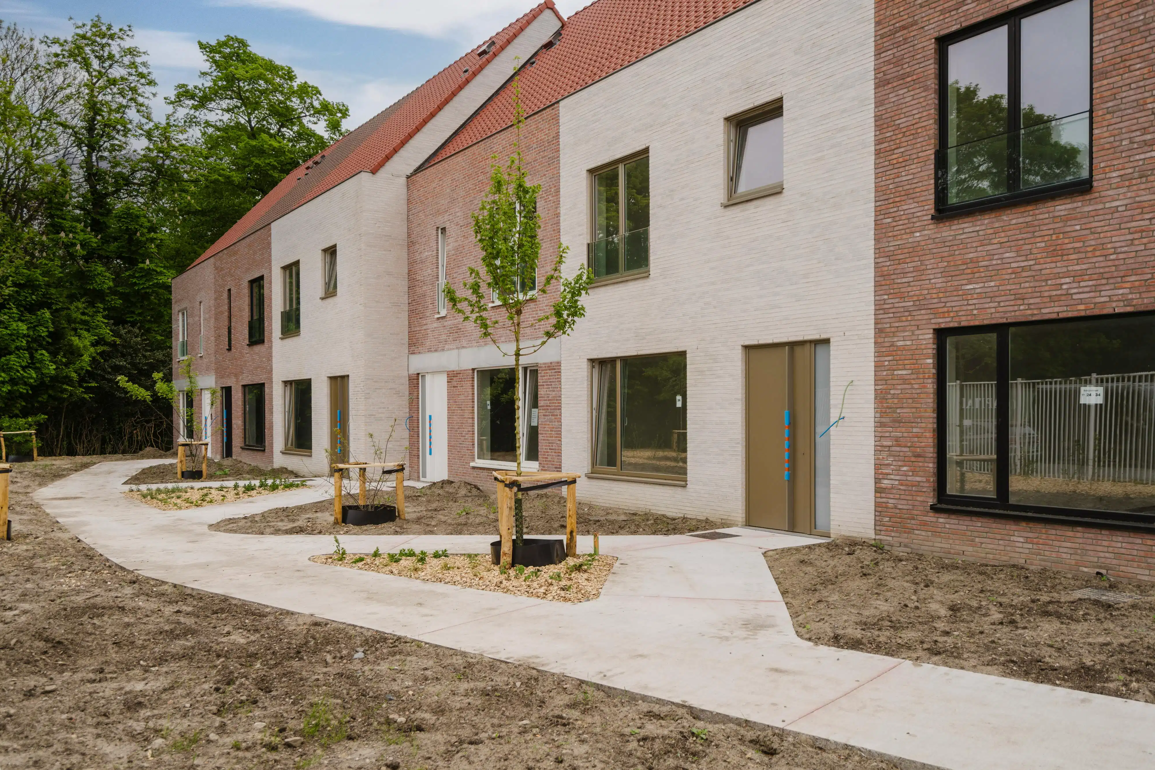 Nieuwbouwwoning met 3 slaapkamers te koop in Sluis 9 foto {{pictureIndex}}