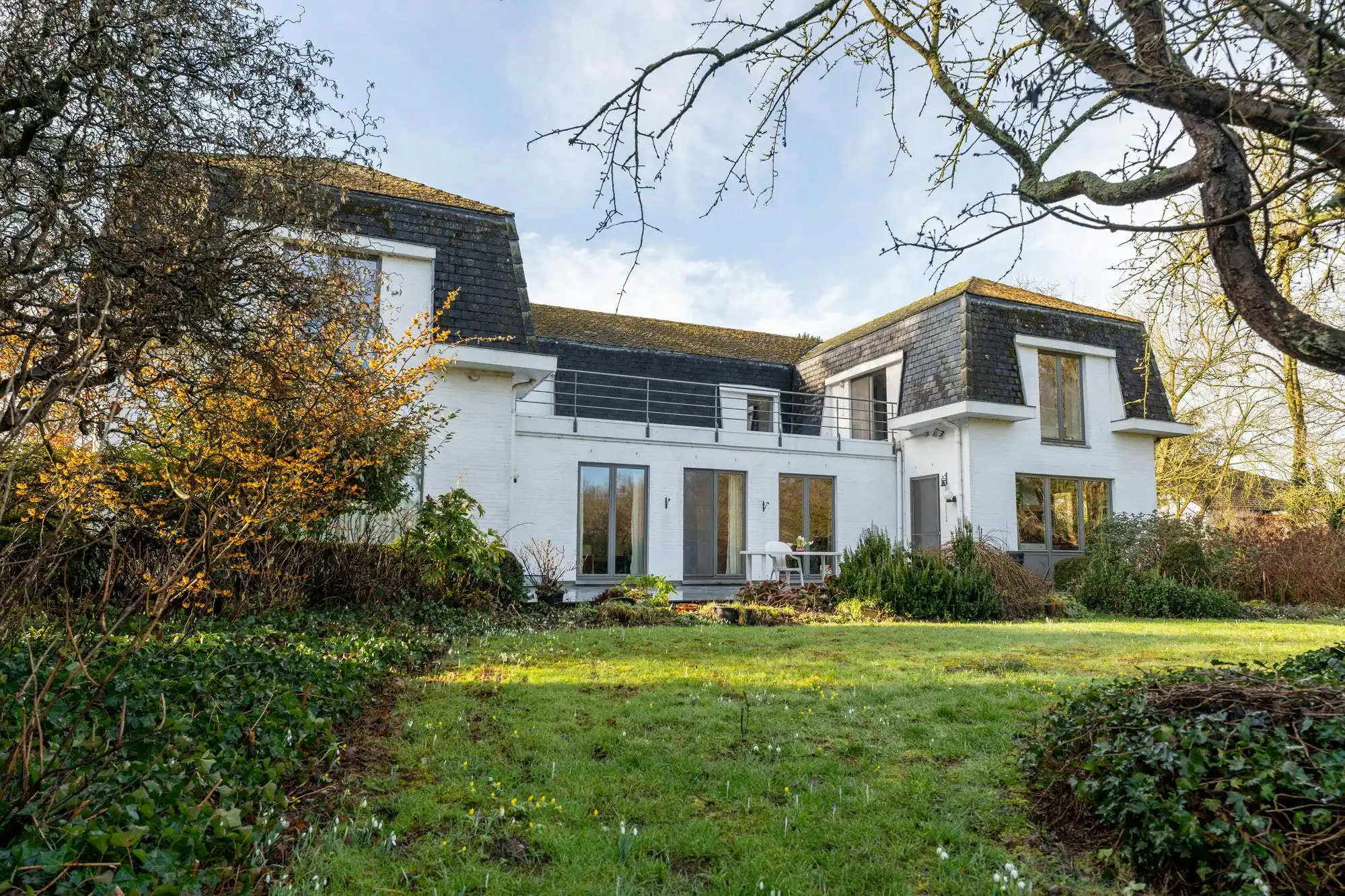 Karaktervolle architectenvilla op uitzonderlijk domein in Diepenbeek foto 20