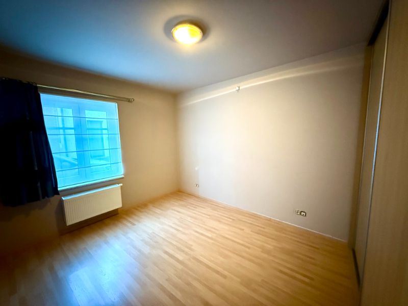 Instapklaar gelijkvloers appartement met 2 slaapkamers, garage en ruim terras foto 11