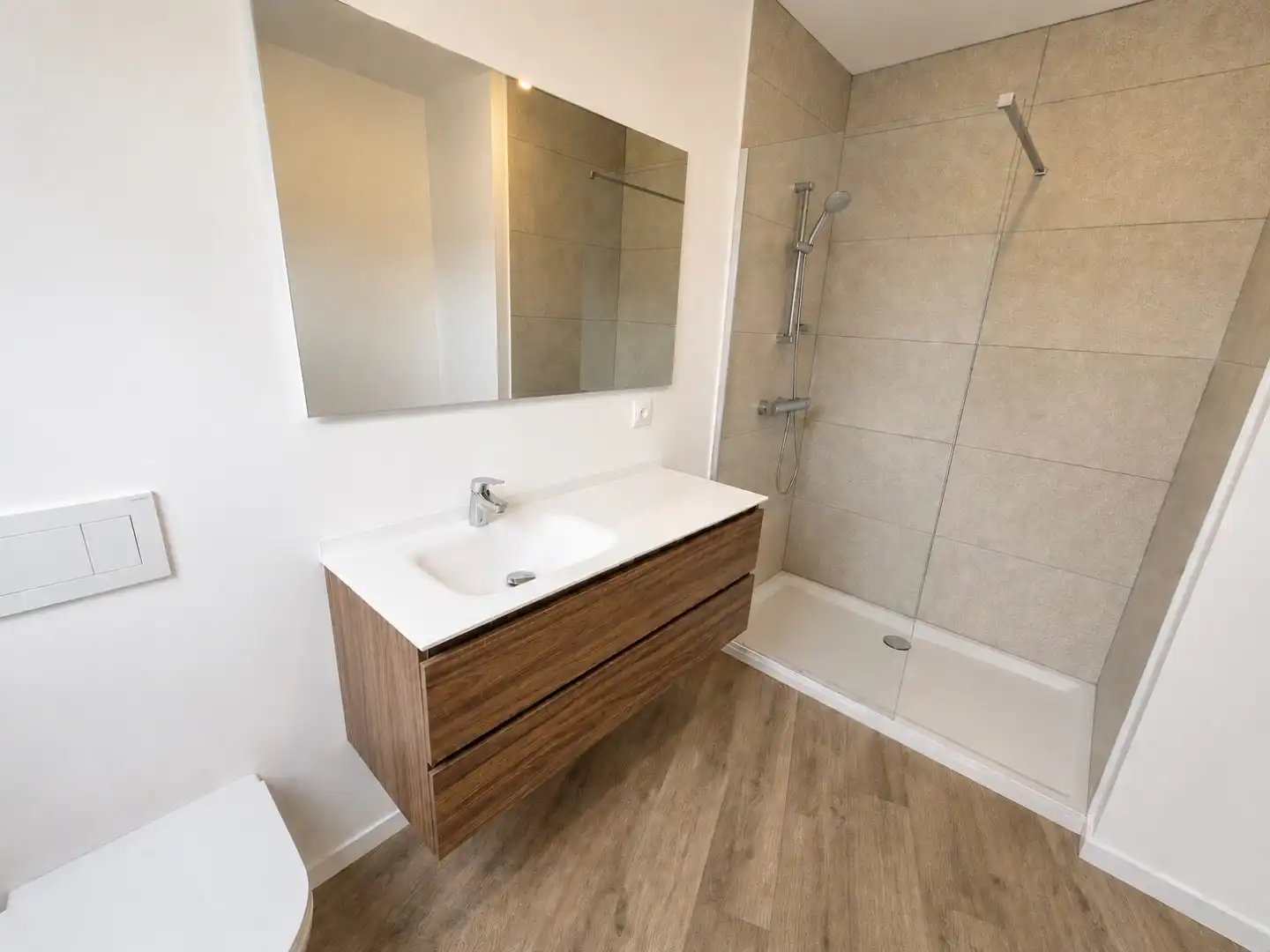 Hip appartement met loftvibes - Pius X foto 21