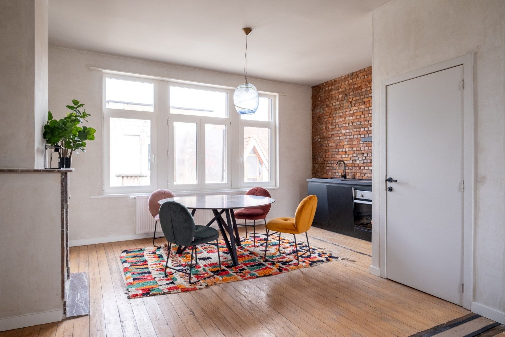 Charmant duplex appartement in authentiek gebouw foto 4