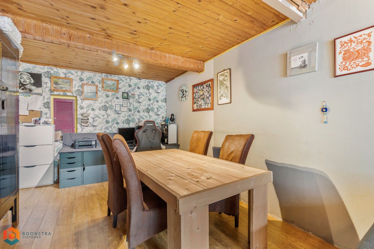 Te renoveren woning met 3 slpkrs te As foto 3