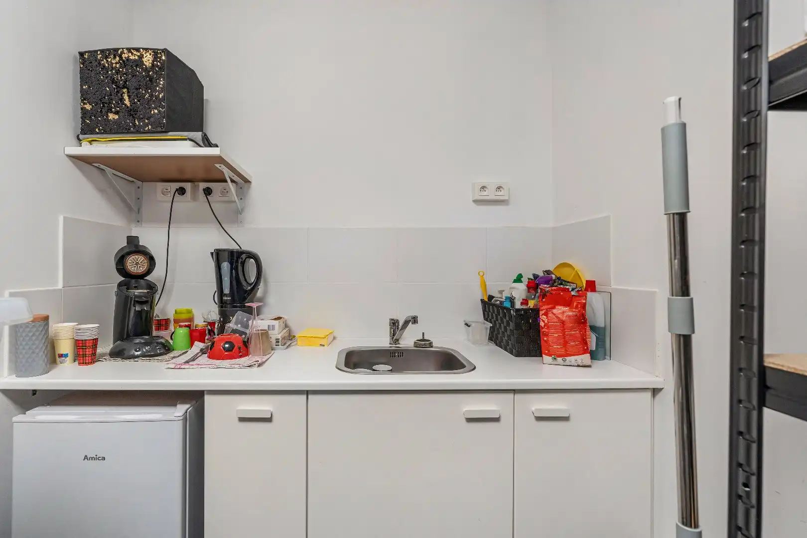 Handelsruimte, 110 m² + kelder, centrum van Houthalen-Oost foto 6