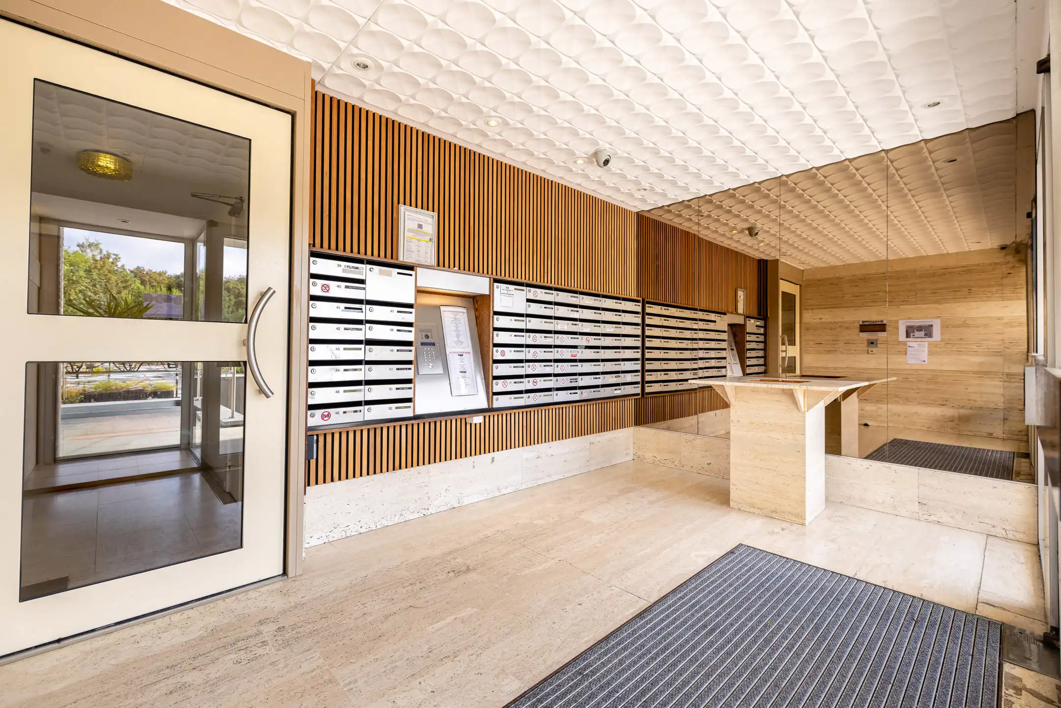 Gemeubileerde studio met terras en EPC D - Roodebeek foto 18