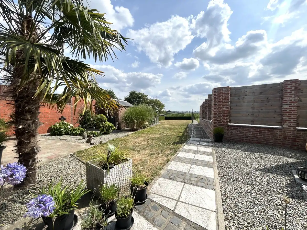 Zandvoorde – Landelijk gelegen woning met tuin en vrij uitzicht foto 15