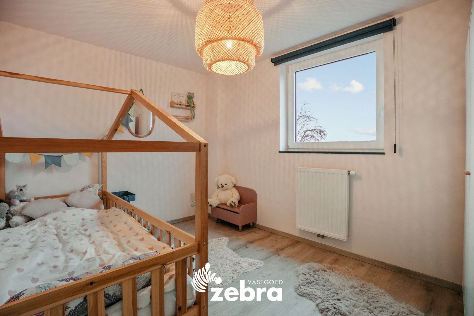 Ruime en recente woning met vier slaapkamers te Gijverinckhove! foto 16