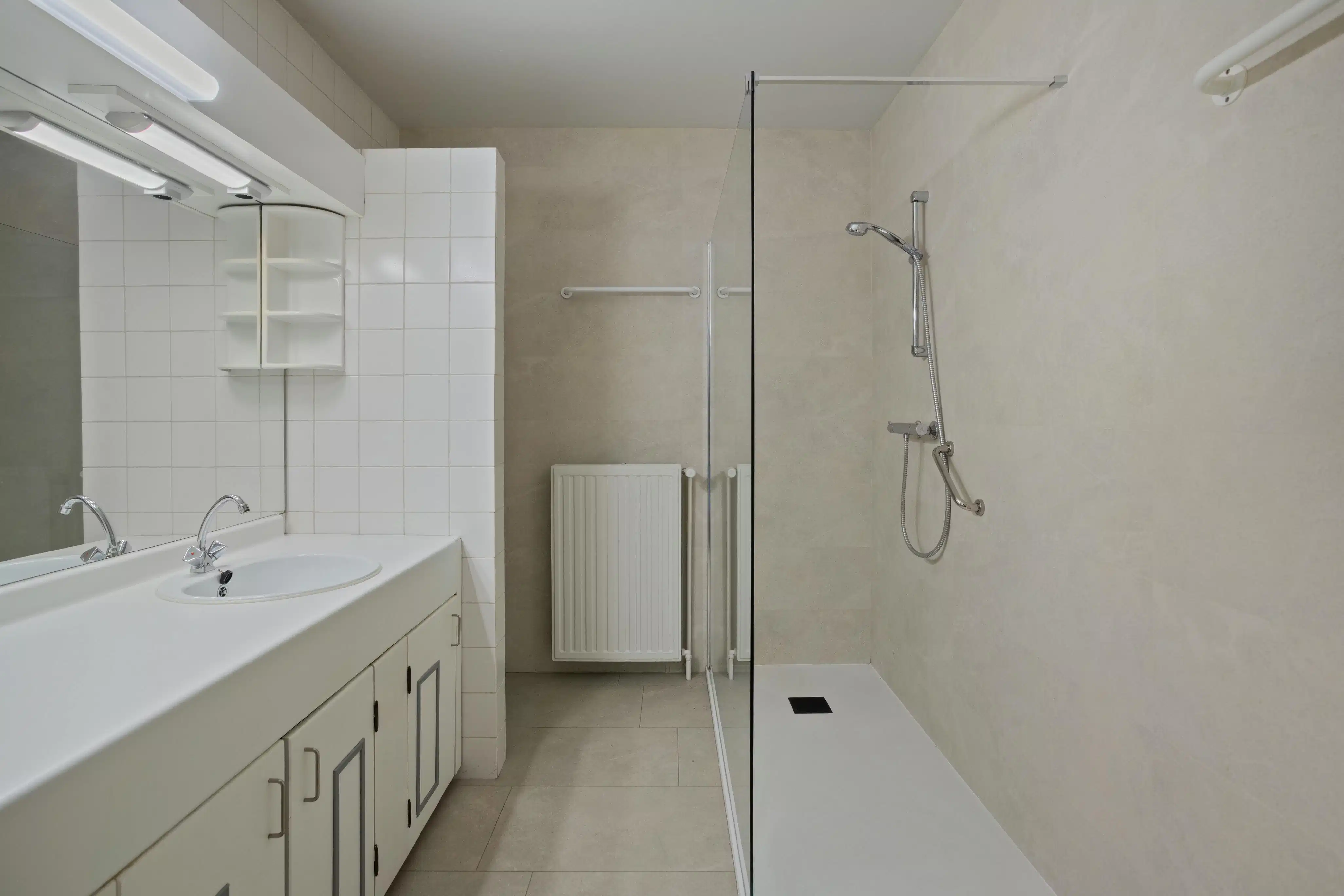 Gelijkvloers appartement te koop vlakbij het centrum van Aartselaar foto 19