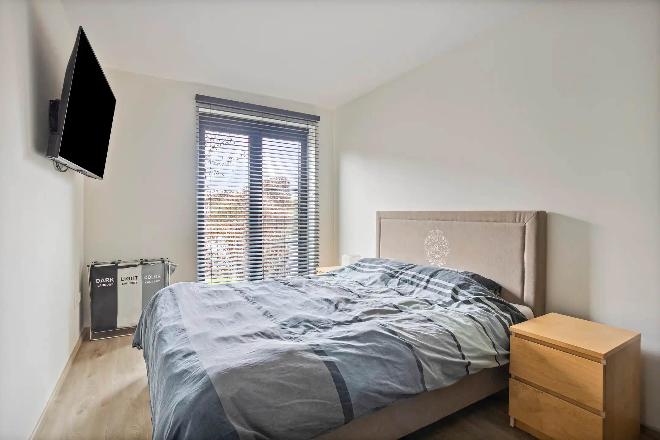 Recent gelijkvloers appartement met parking foto 8