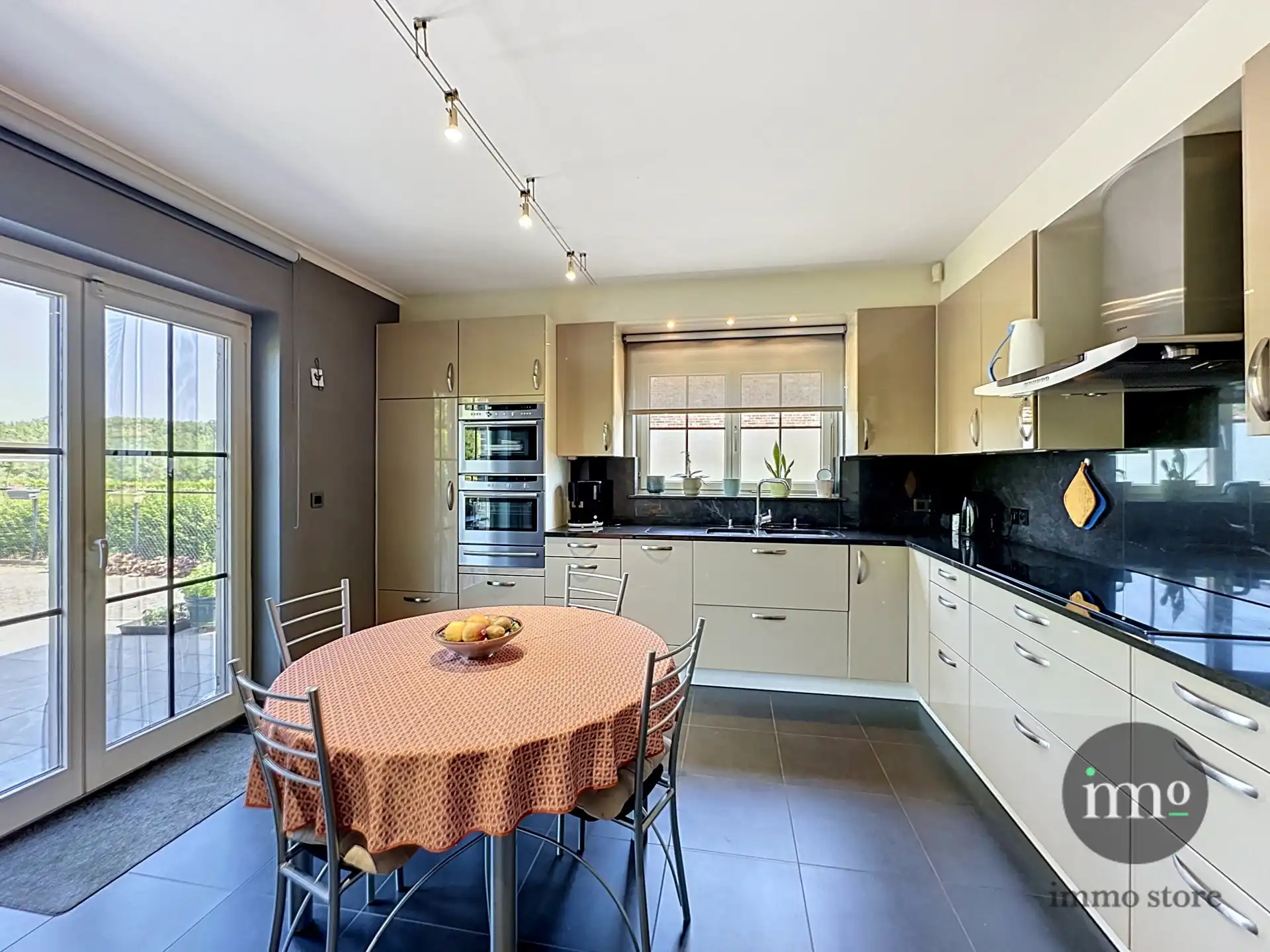 Ruime villa, prachtige tuin, TOPLOCATIE! foto 13