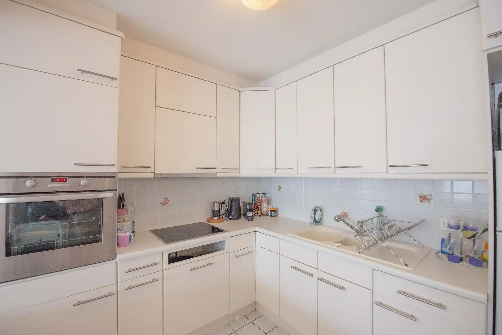 OOSTENDE - BELLE EPOQUEWIJK DICHTBIJ BIBLIOTHEEK, ZEEDIJK EN DE JAPANSE TUIN foto 12