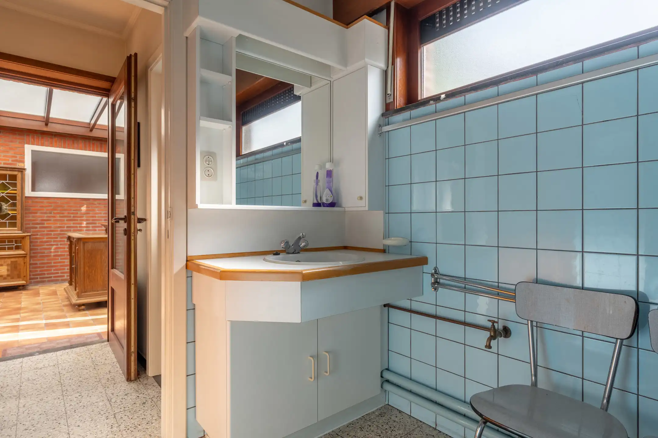 Te renoveren 4slpk woning met magazijn/garage te Vosselaar. foto 15