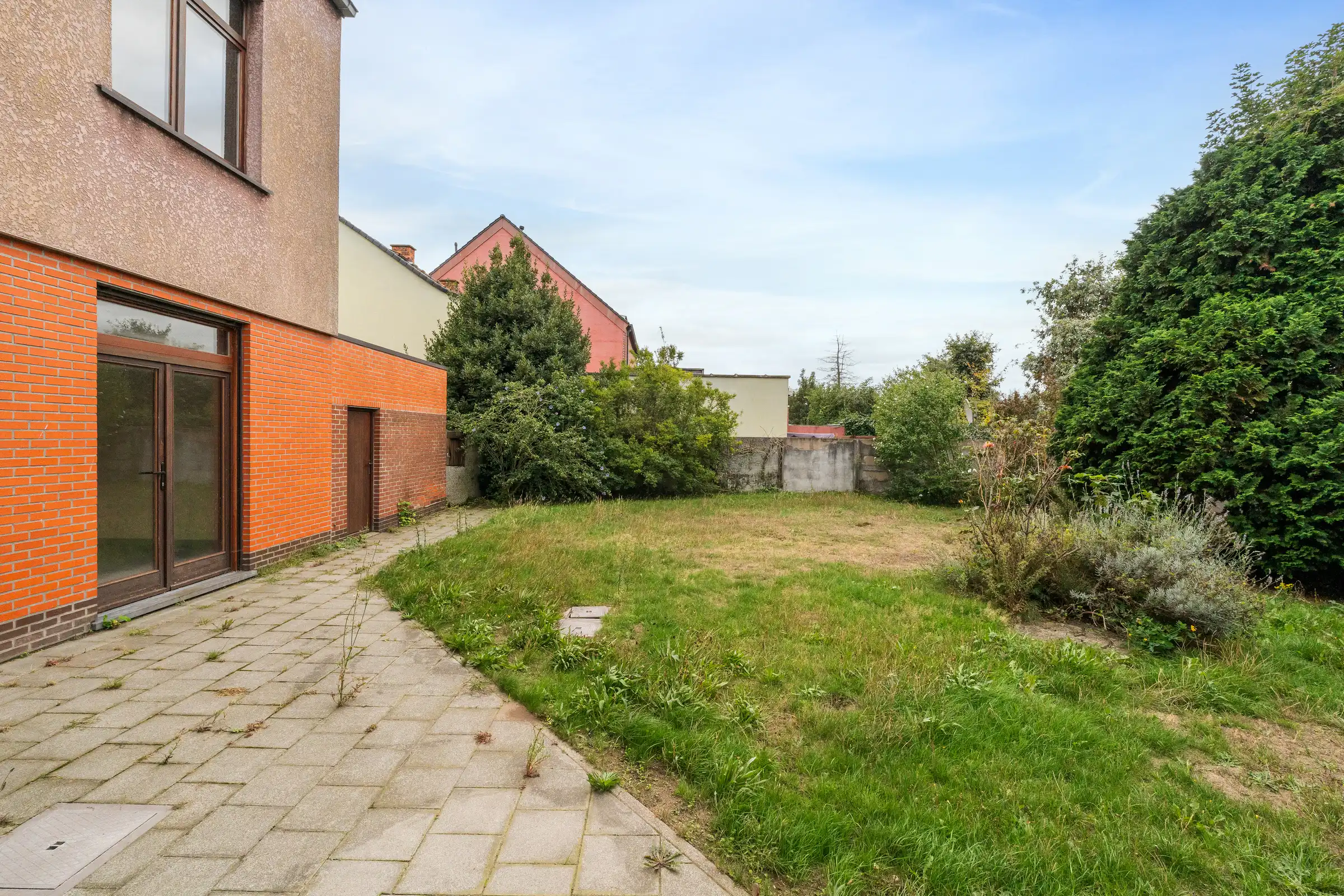Voormalige pastorij op 520 m² met garage foto 19