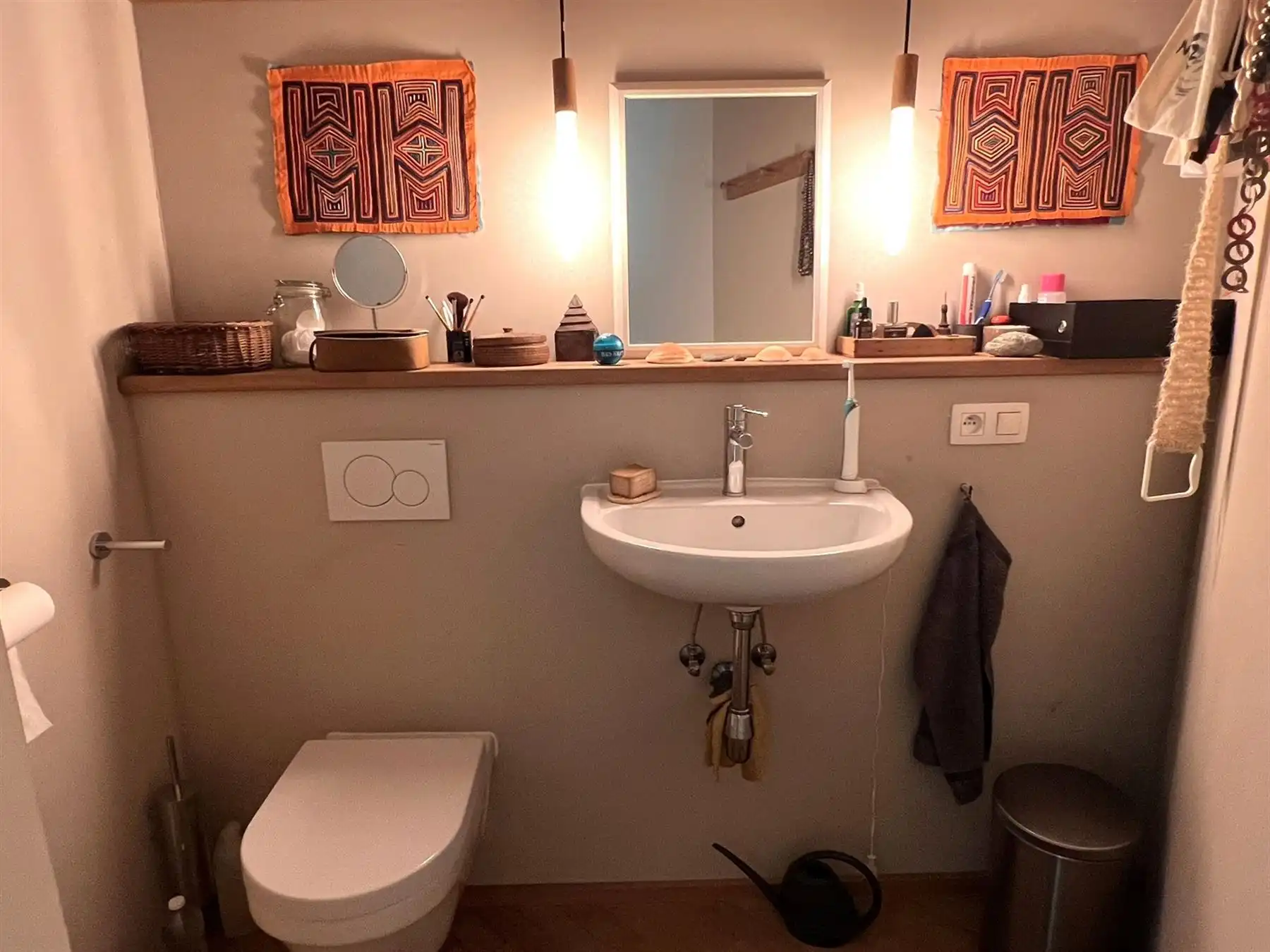 Karaktervol gerenoveerd burgerhuis met atelier foto 17