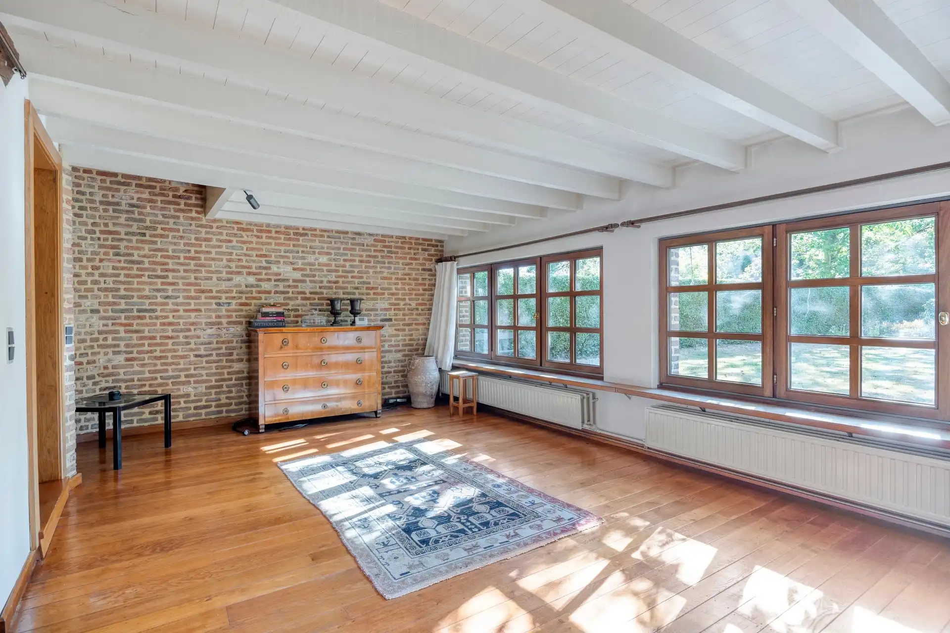 Charmante, te renoveren woning met karakter, binnenkoer en tal van mogelijkheden in Godsheide foto 4