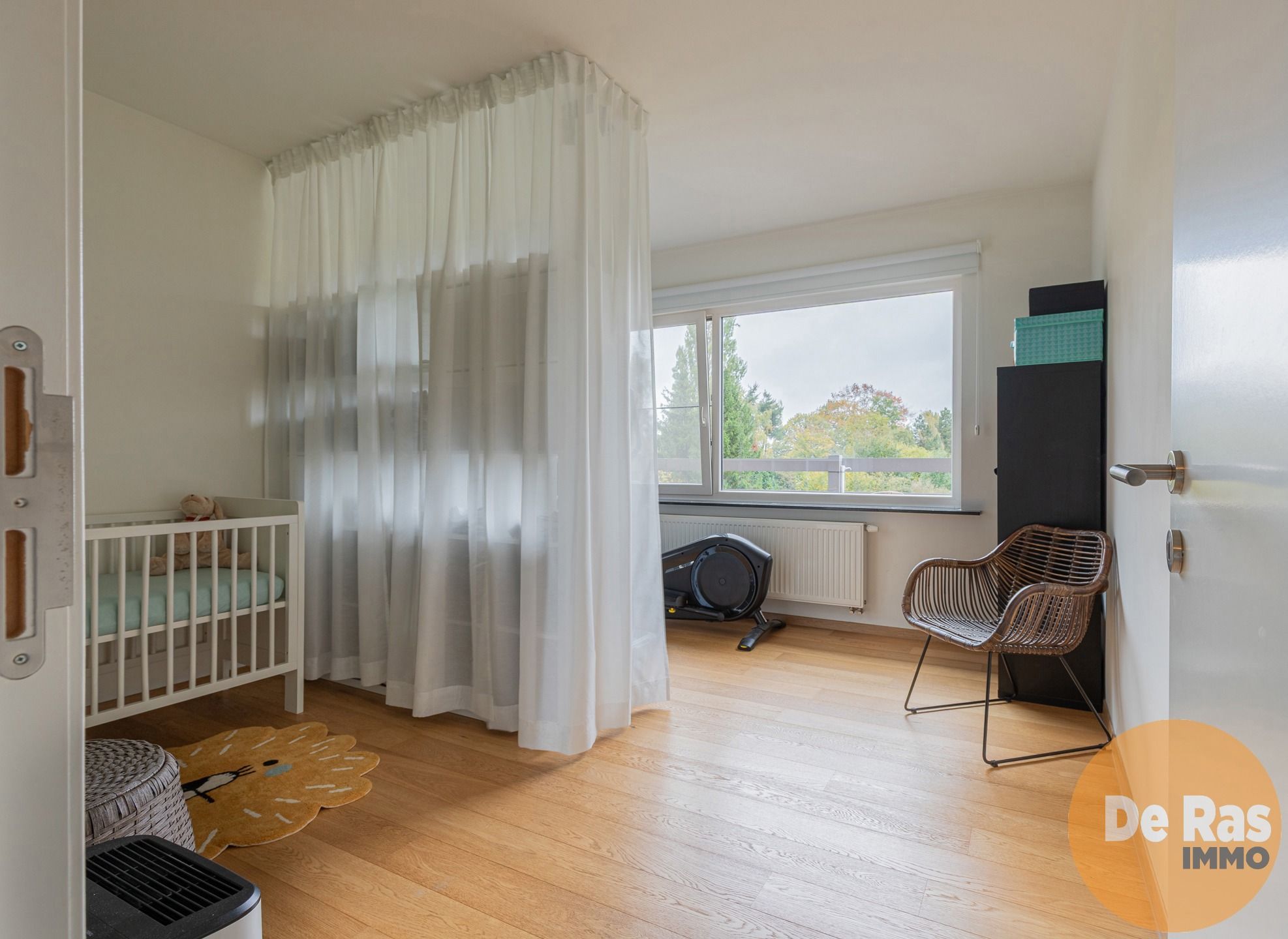 ERPE – Gerenoveerd app. met 2 slpks en terras op toplocatie foto 9