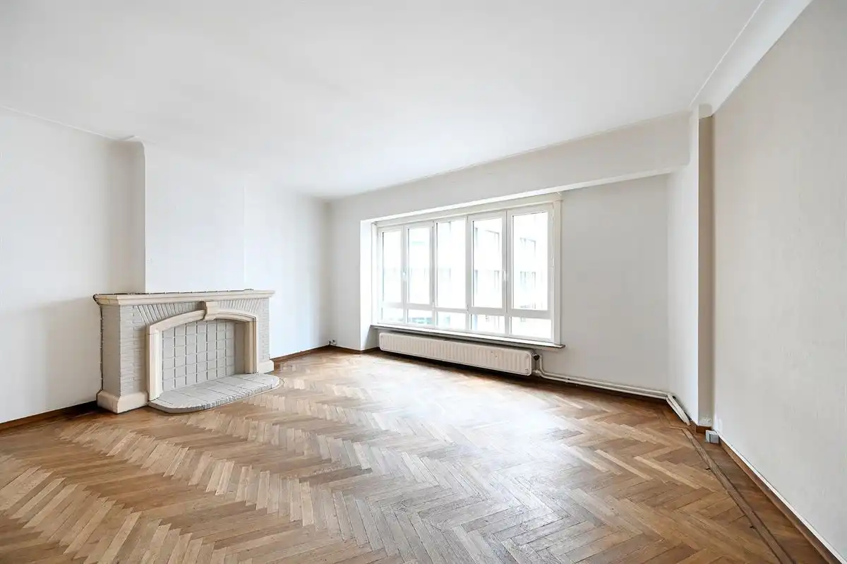 Op te frissen 2-slaapkamerappartement aan de Wilde Zee foto 8