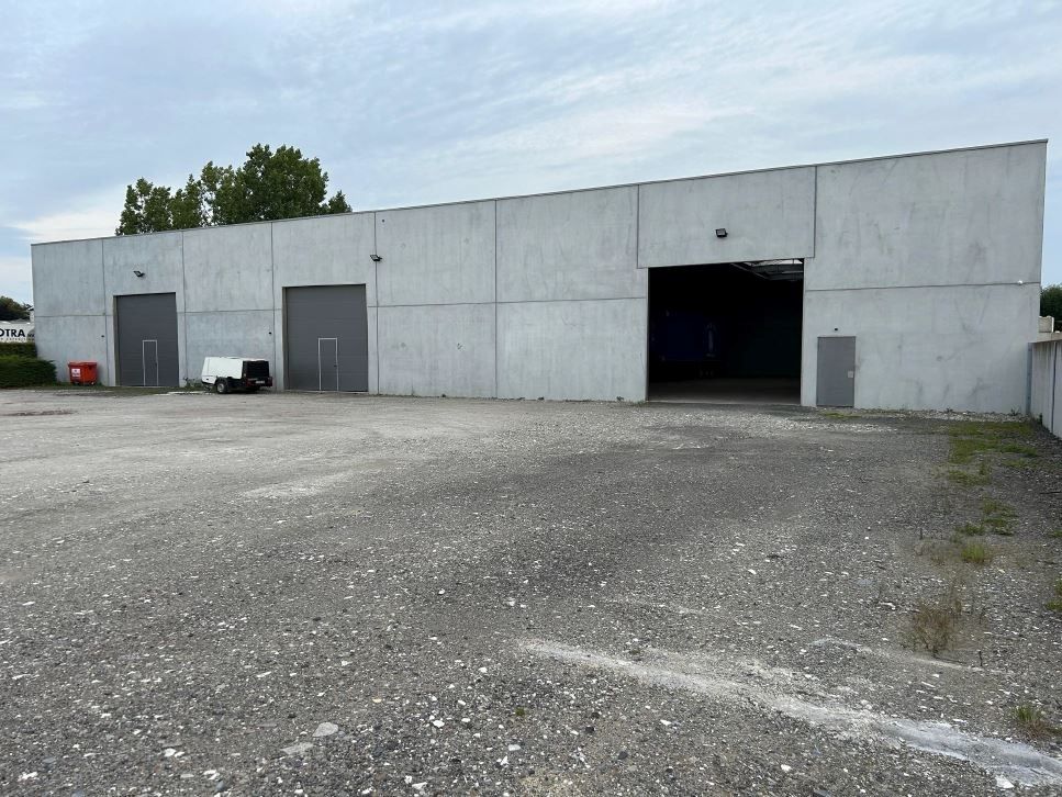 Nieuwbouw loodsen 740m²+700m² industriezone Poperinge  foto 1