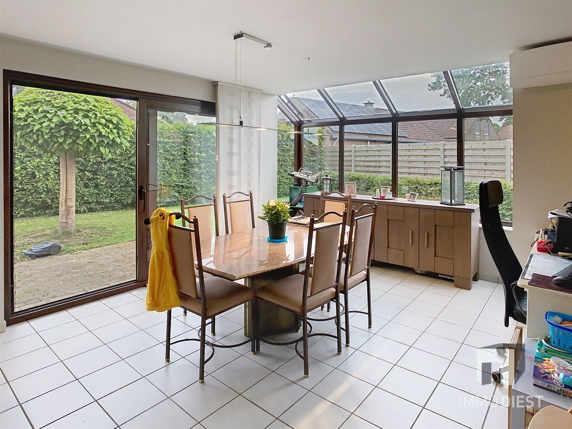 Ruime woning met 4 slaapkamers foto 5