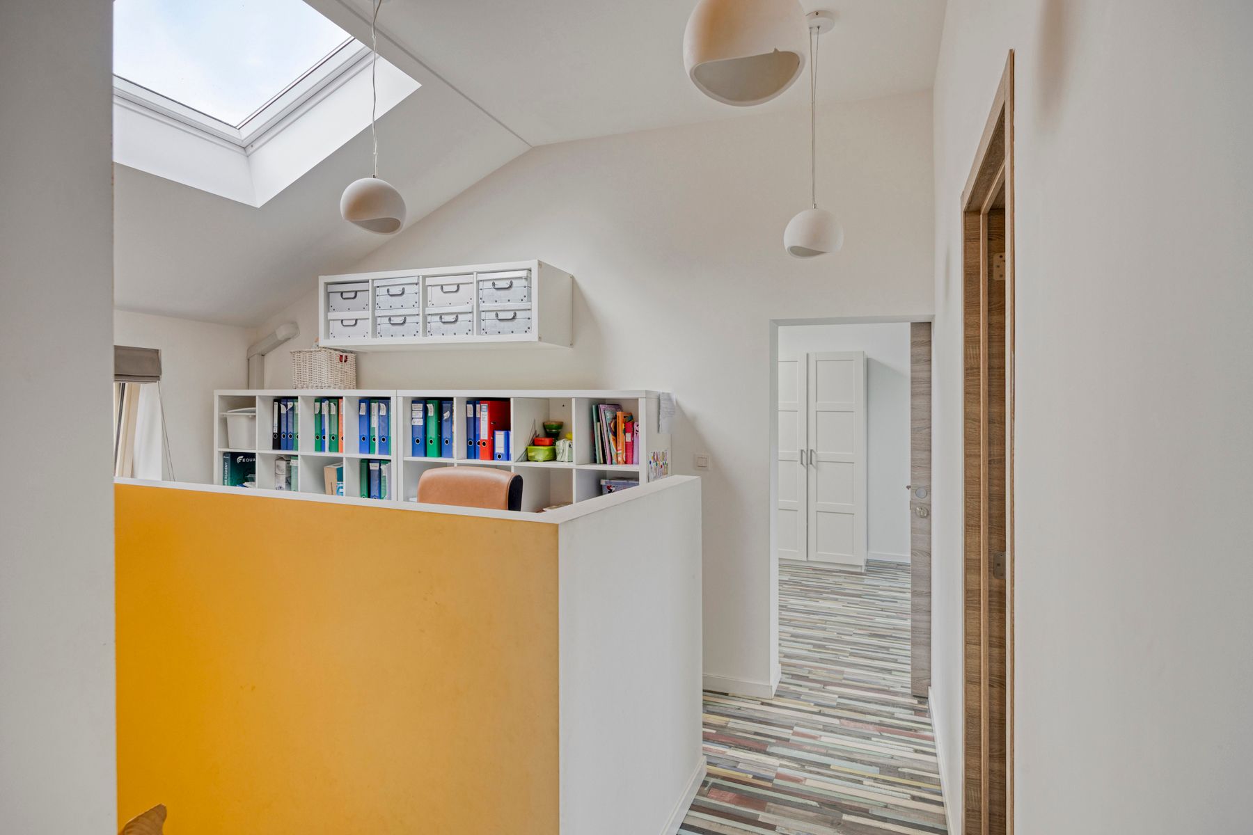 Volledig gerenoveerde, instapklare woning in groene omgeving foto 16