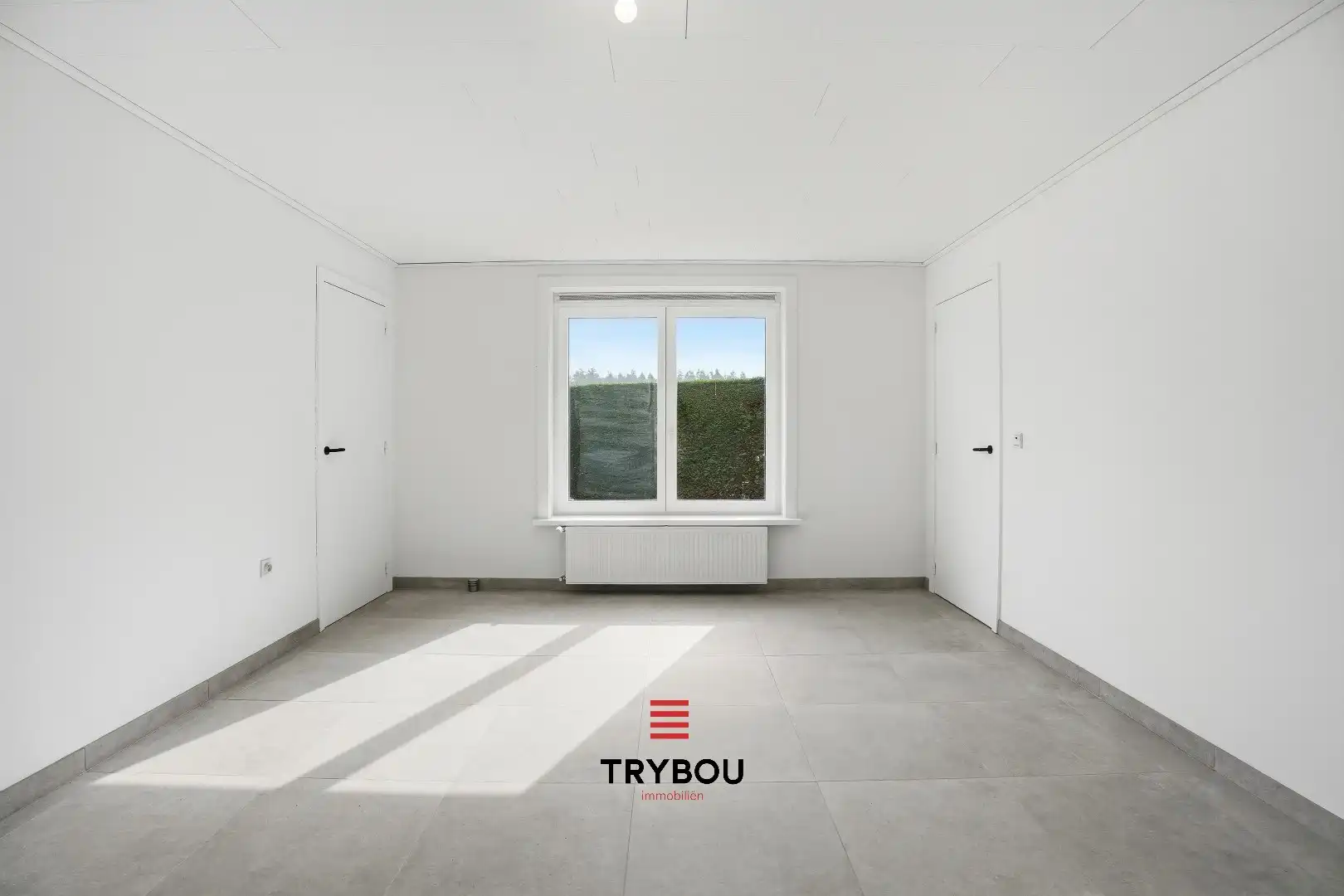 Ruime halfopen woning met 6 slaapkamers in Houthulst! foto 9