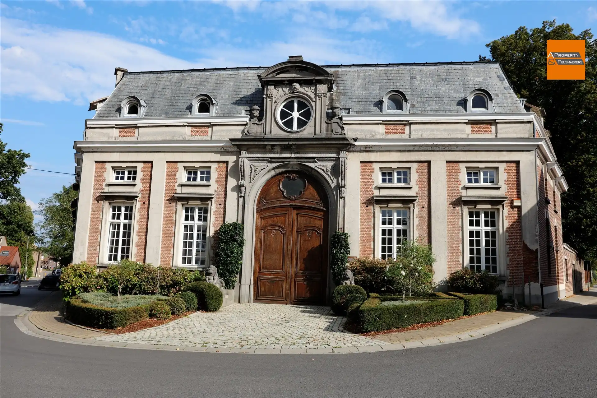 Huis foto {{pictureIndex}}