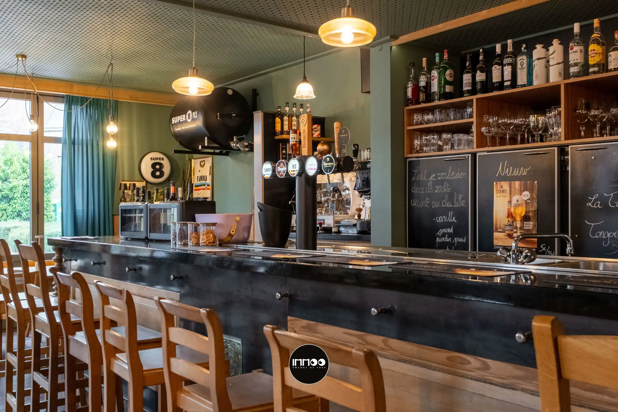 Commerciële ruimte te huur foto 3