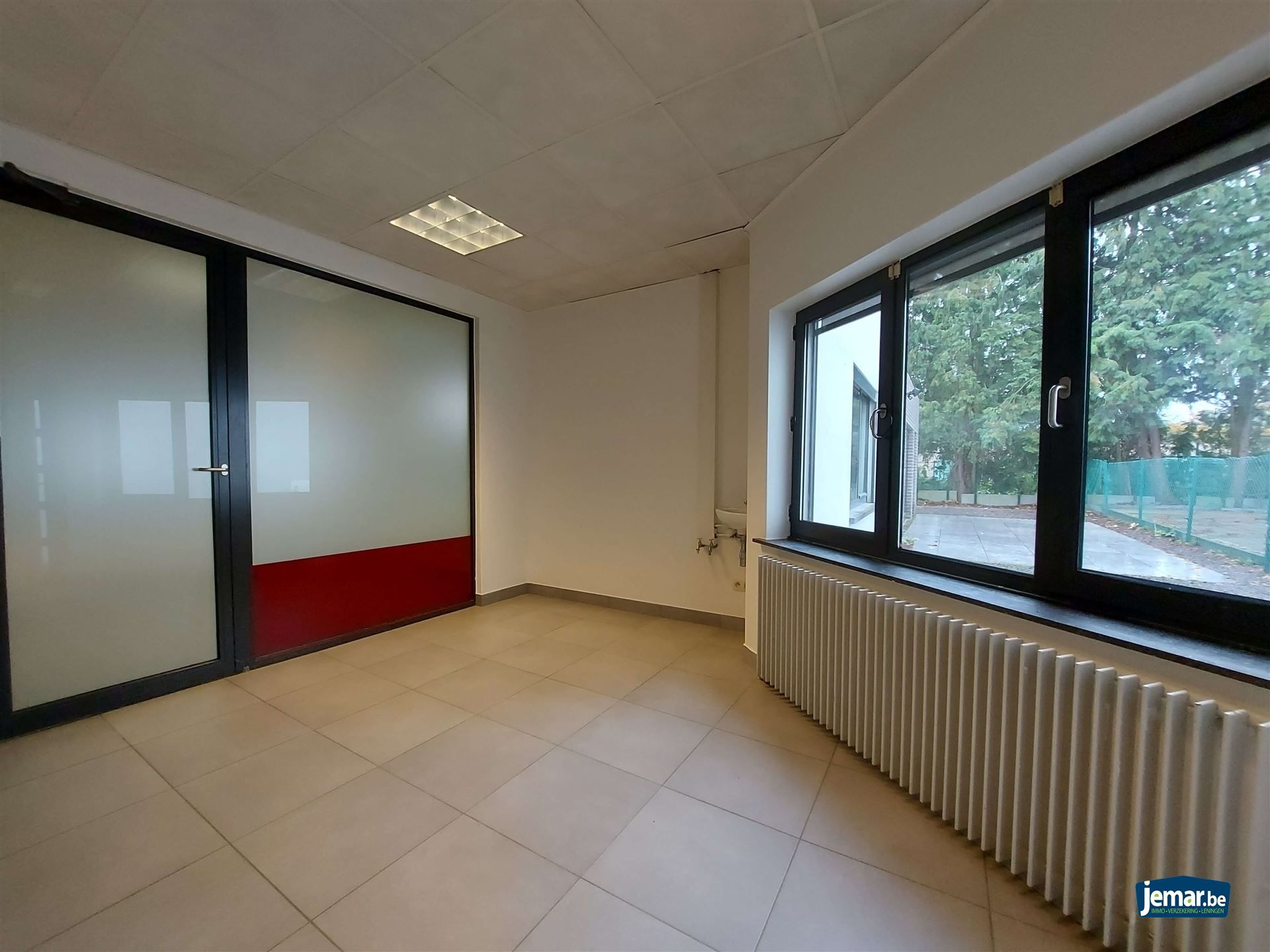 AANDELENOVERDRACHT: Handelspand met appartement foto 11