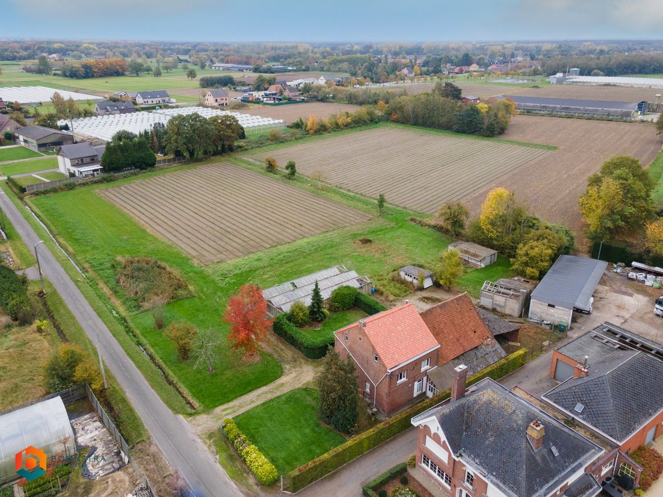 Landelijke woning met 5 slpkrs en bijgebouw op 1 ha te Putte foto 2
