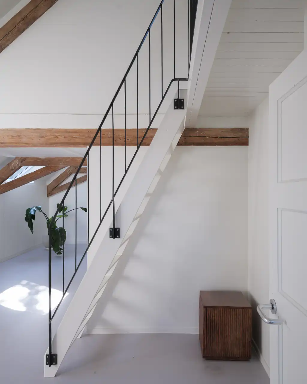 Breskens – Uitzonderlijke eigendom waar authenticiteit, karakter en strakke architectuur naadloos in elkaar samenvloeien op een exclusieve locatie tussen de velden en op een boogscheut van het strand. foto 23