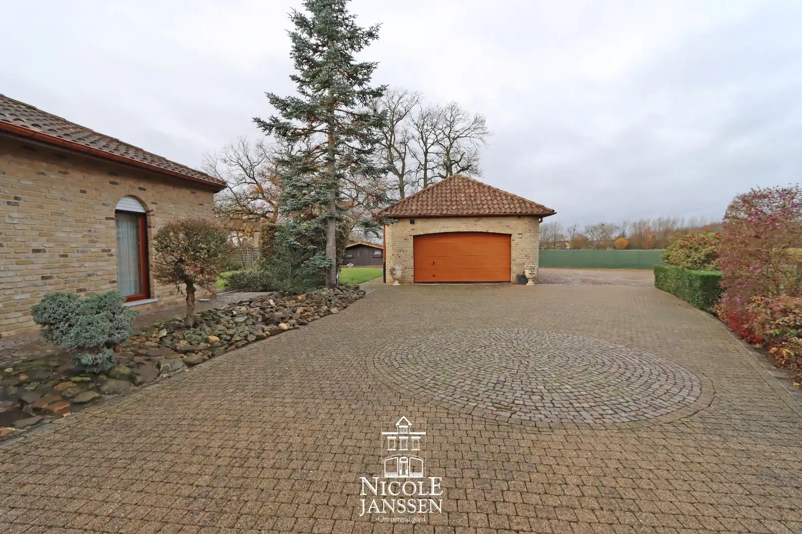 Ruime mediterrane villa  foto 20