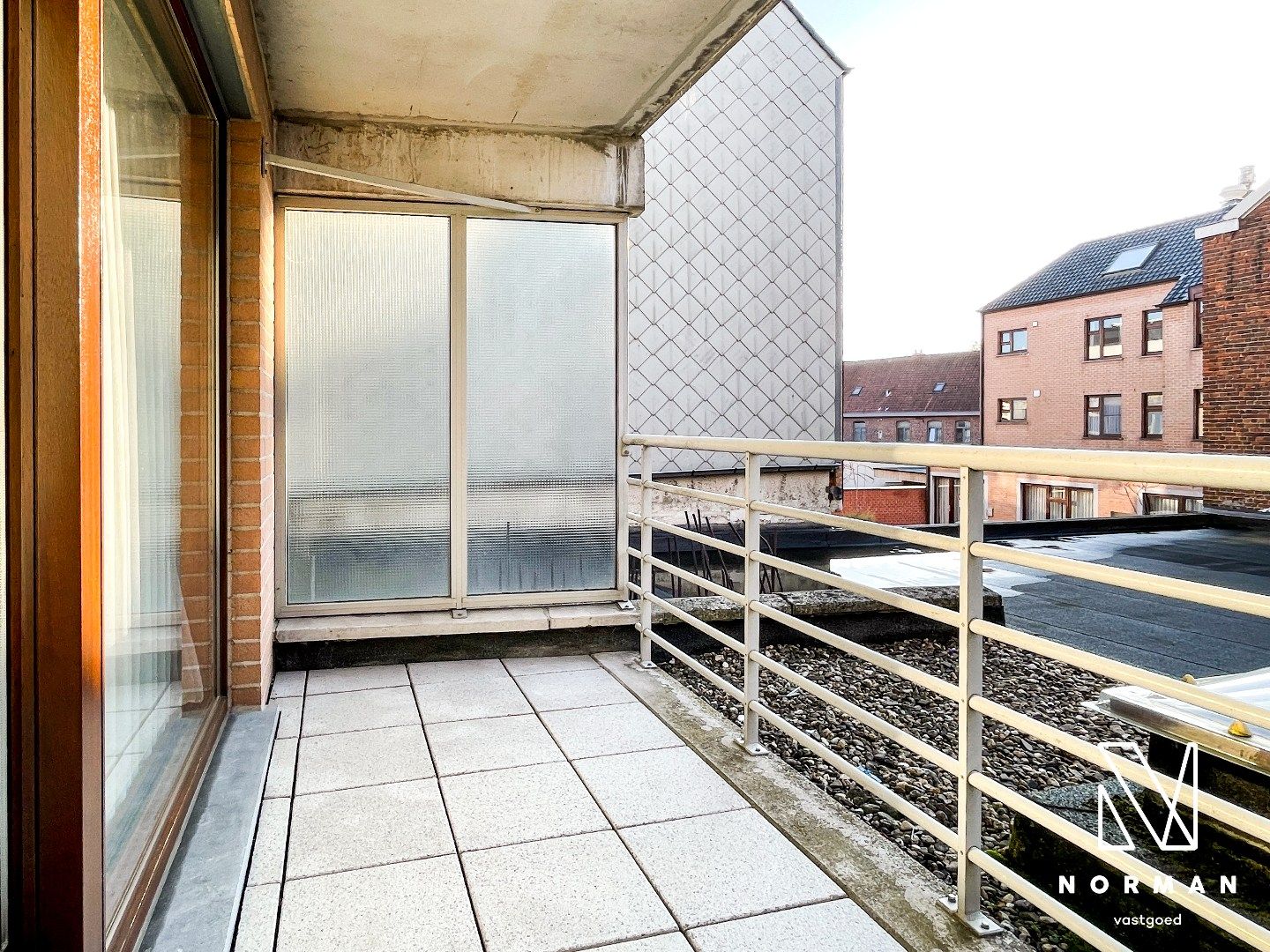 3 slaapkamer appartement met ruime autostaanplaats in het centrum van Kuurne. foto 3