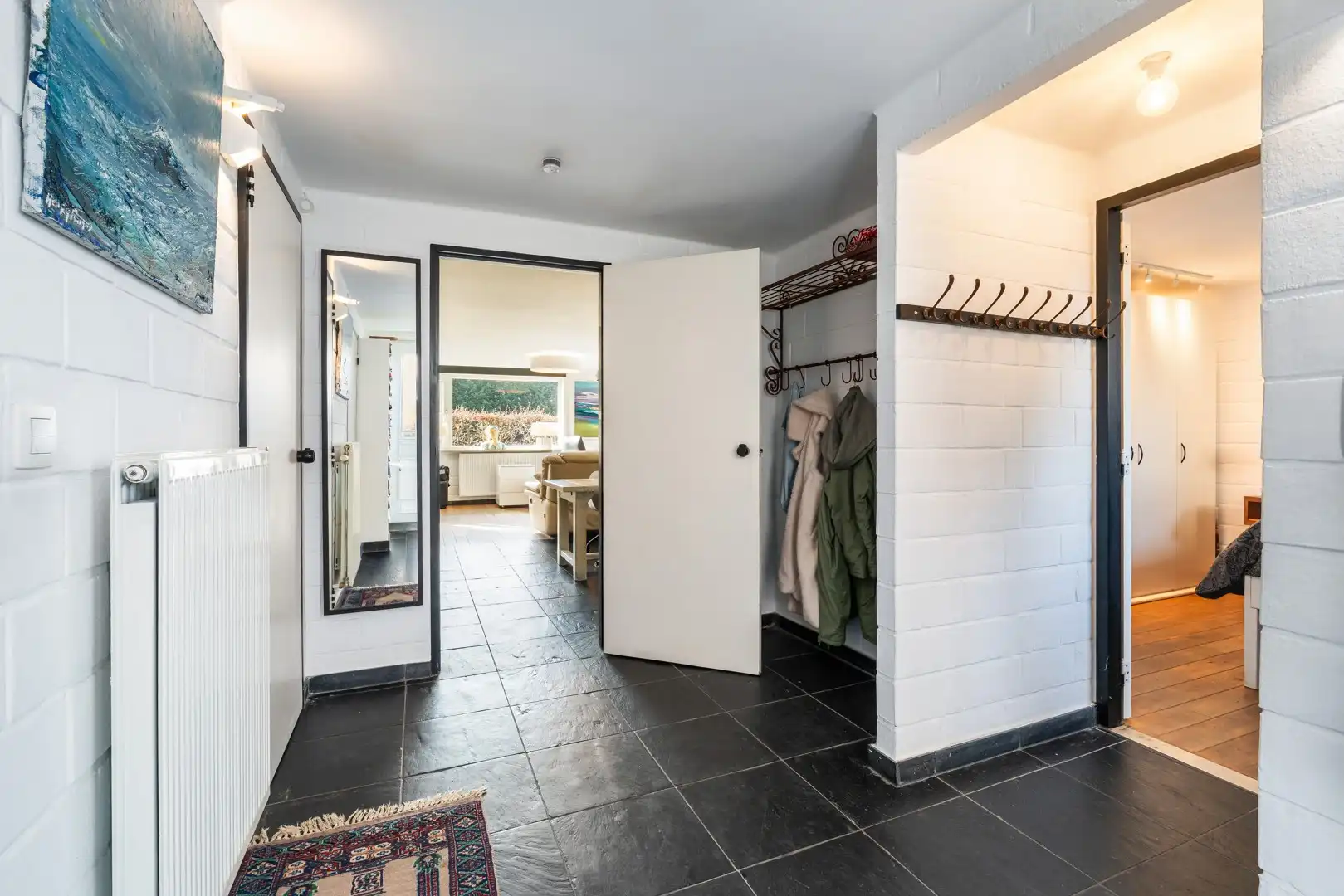 Instapklare vrijstaande villa op een mooi perceel van 844 m² foto 8