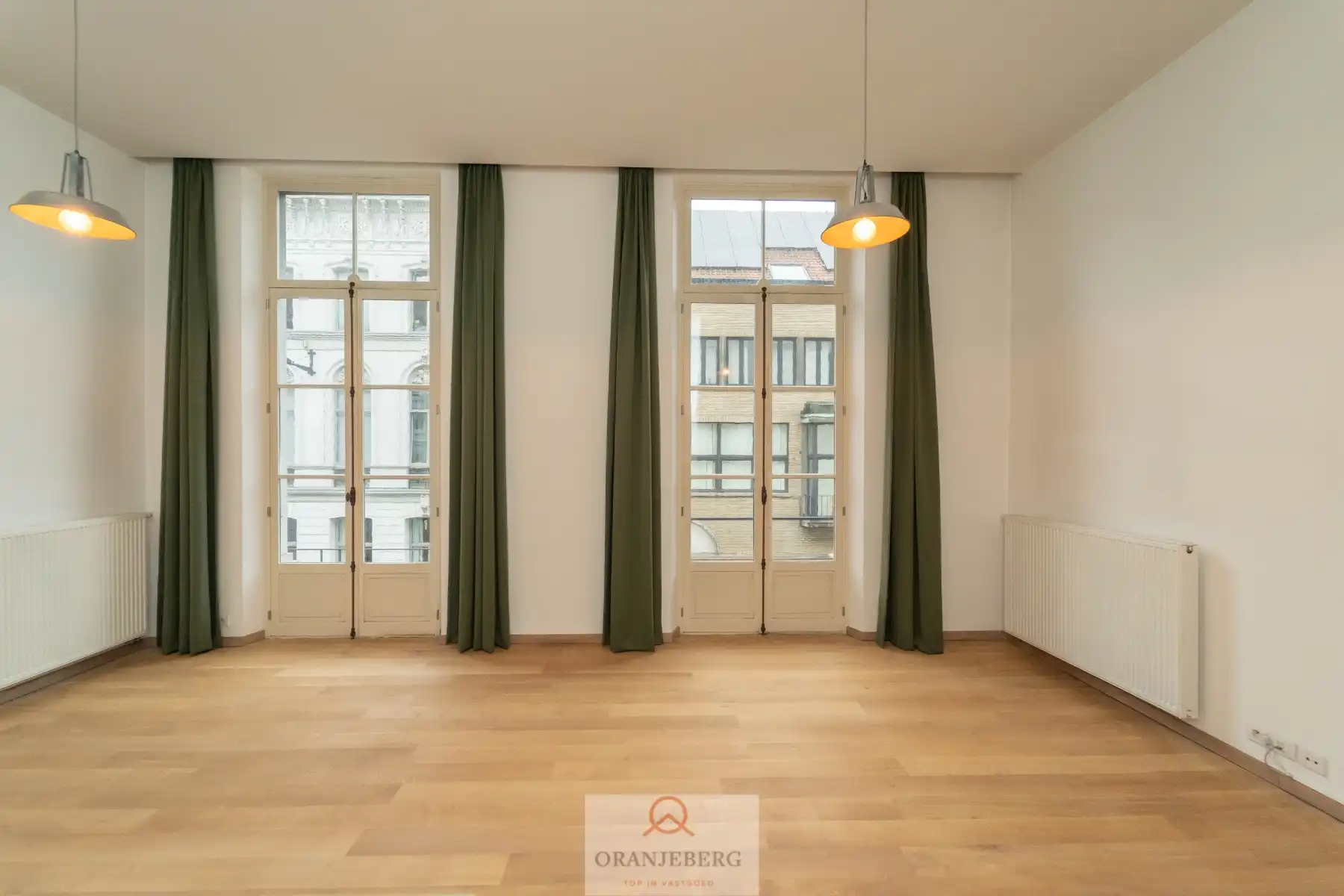 Luxueus ruim twee-slaapkamer appartement in Herenhuis - centrum Gent foto 6