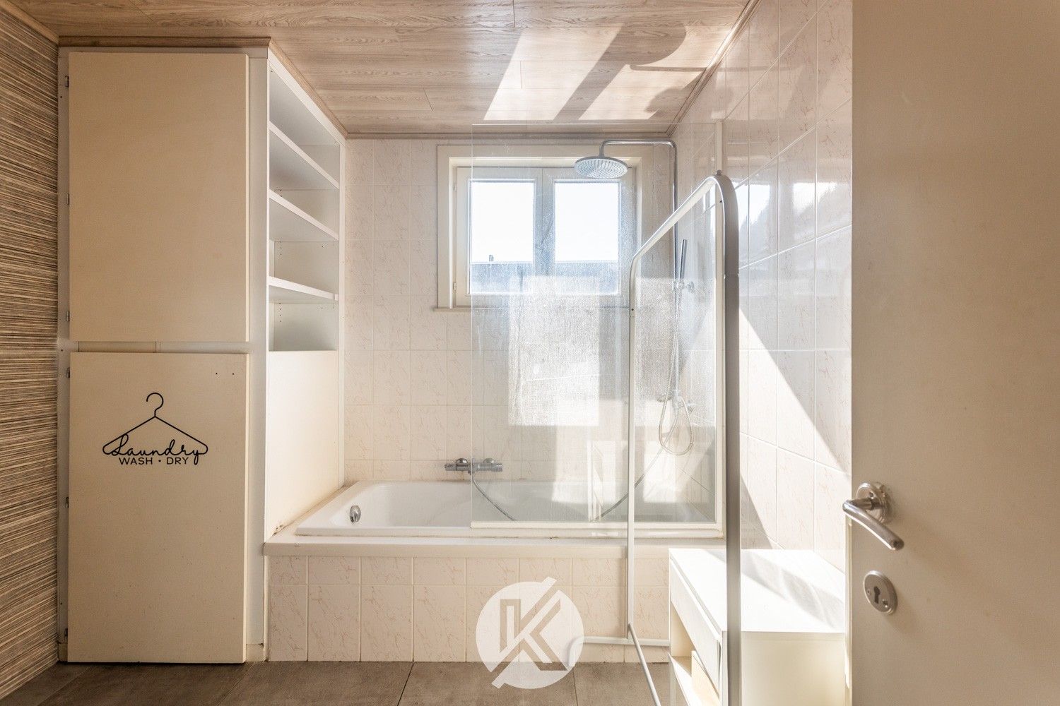 Instapklare starterswoning op een toplocatie foto 11