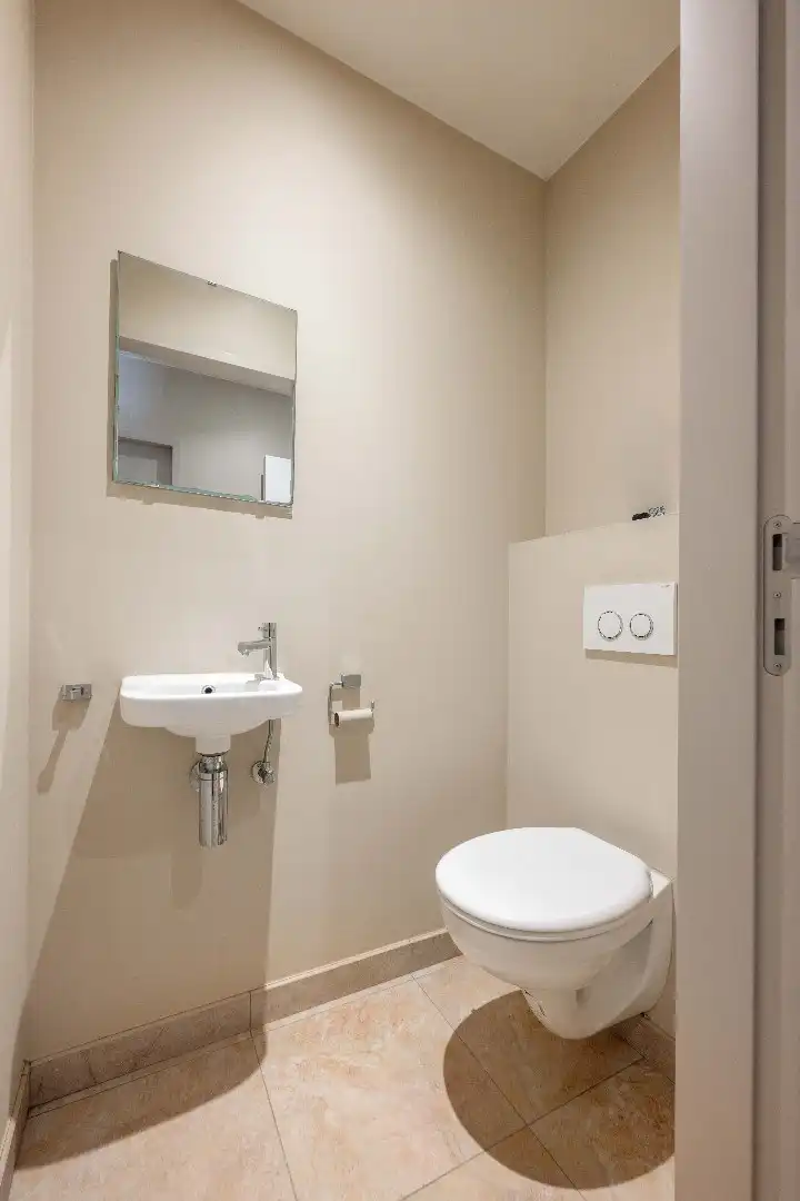PERFECT INSTAPKLAAR KWALITATIEF APPARTEMENT IN HARTJE PITTEM foto 8