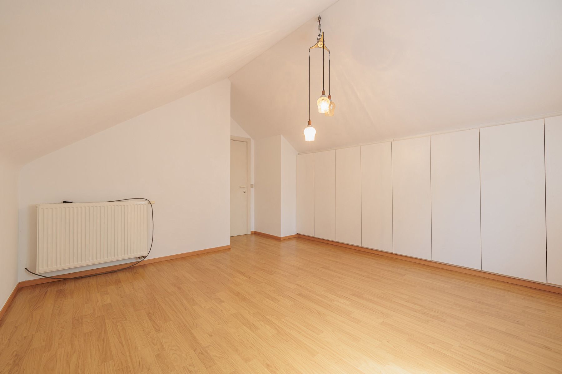 Open woning met 4slpk en volledige onderkeldering op 1.372m² foto 17